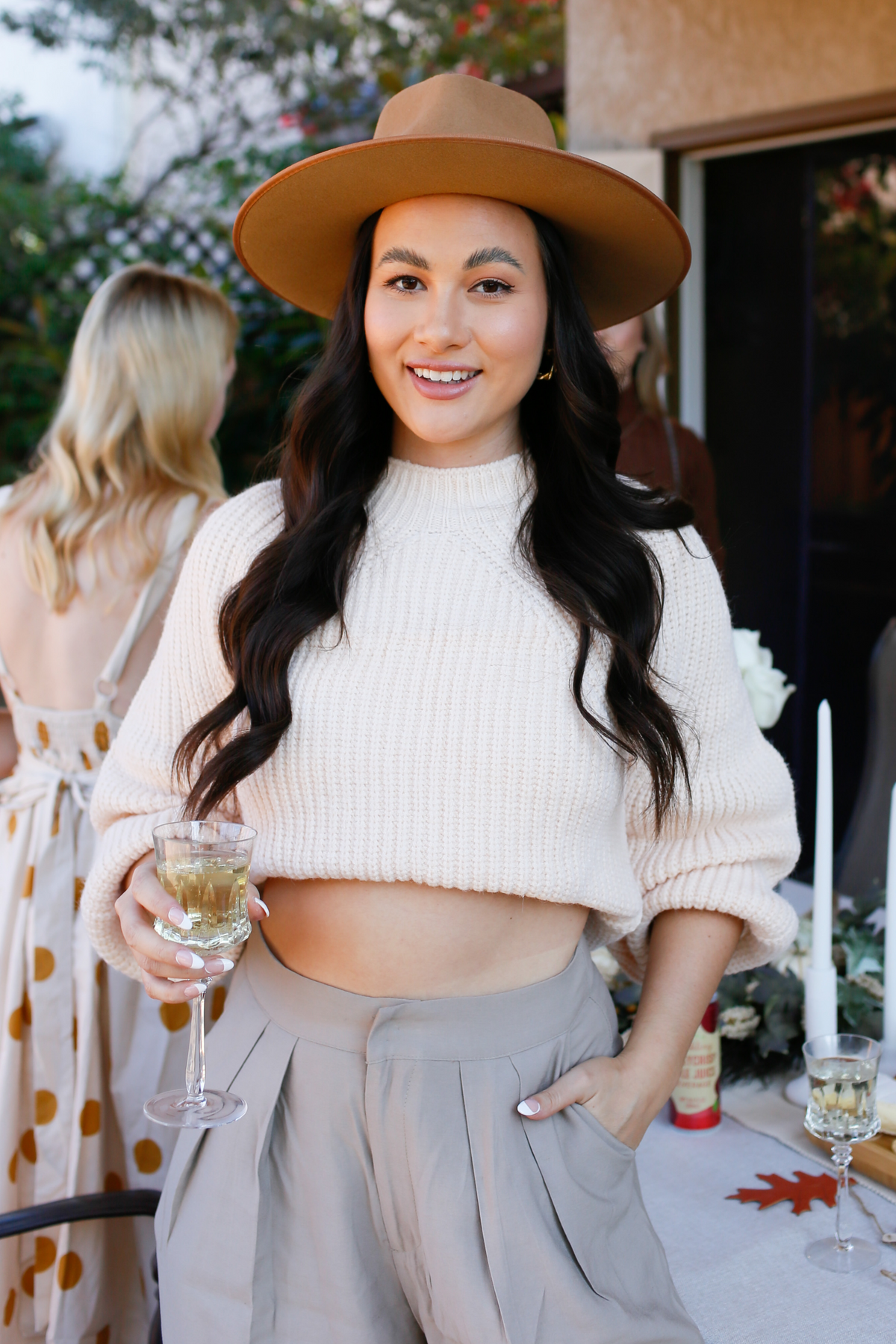 London Knit Sweater in Beige – view 10 of 11