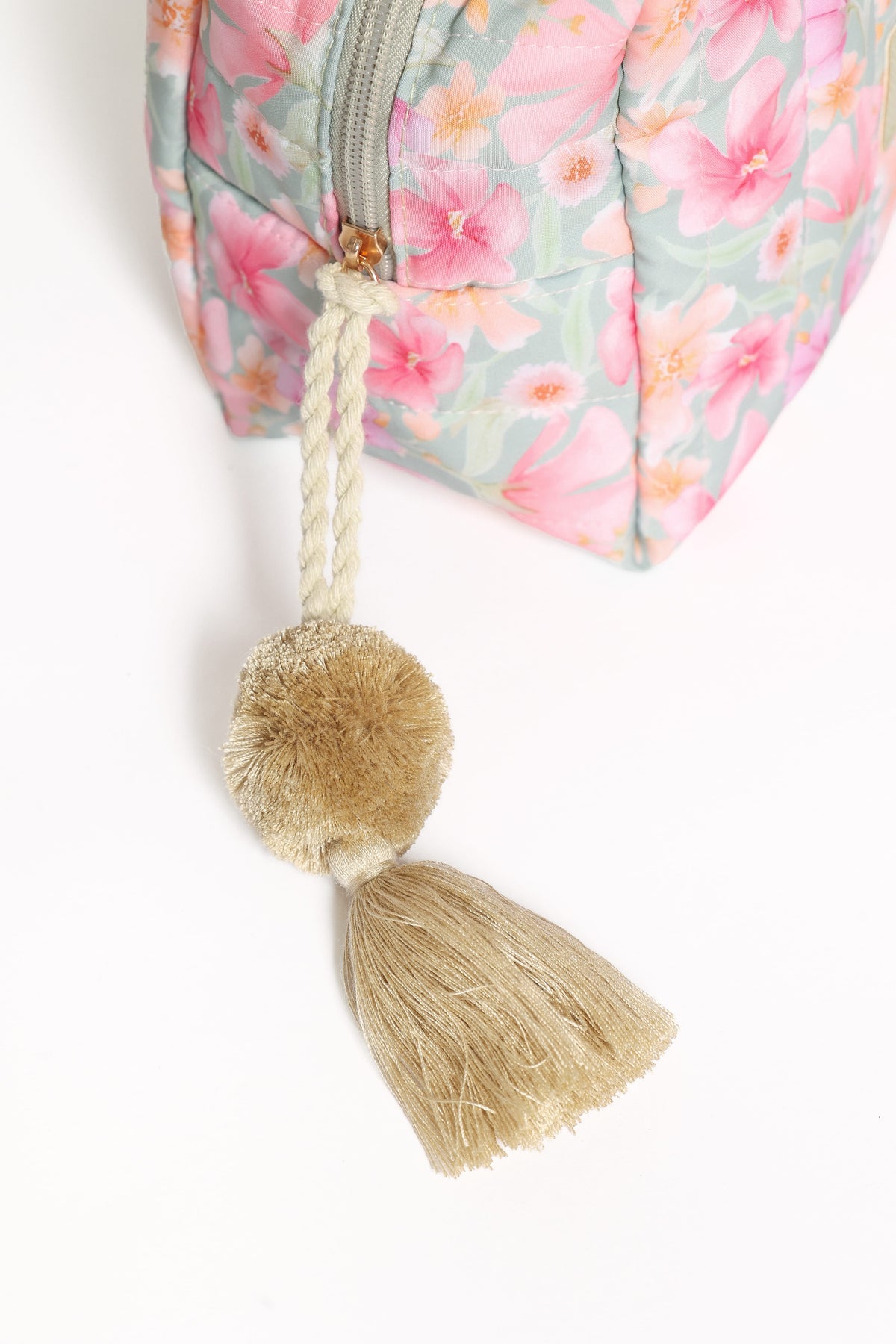 Cosmetic Case in Sage Wildflowers – view 5 of 7