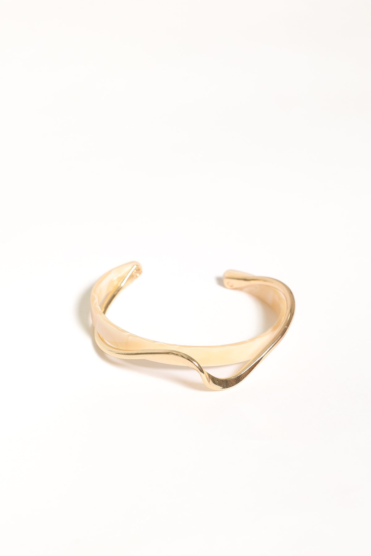 Cynthia Bracelet in Gold Pearl – view 2 of 3