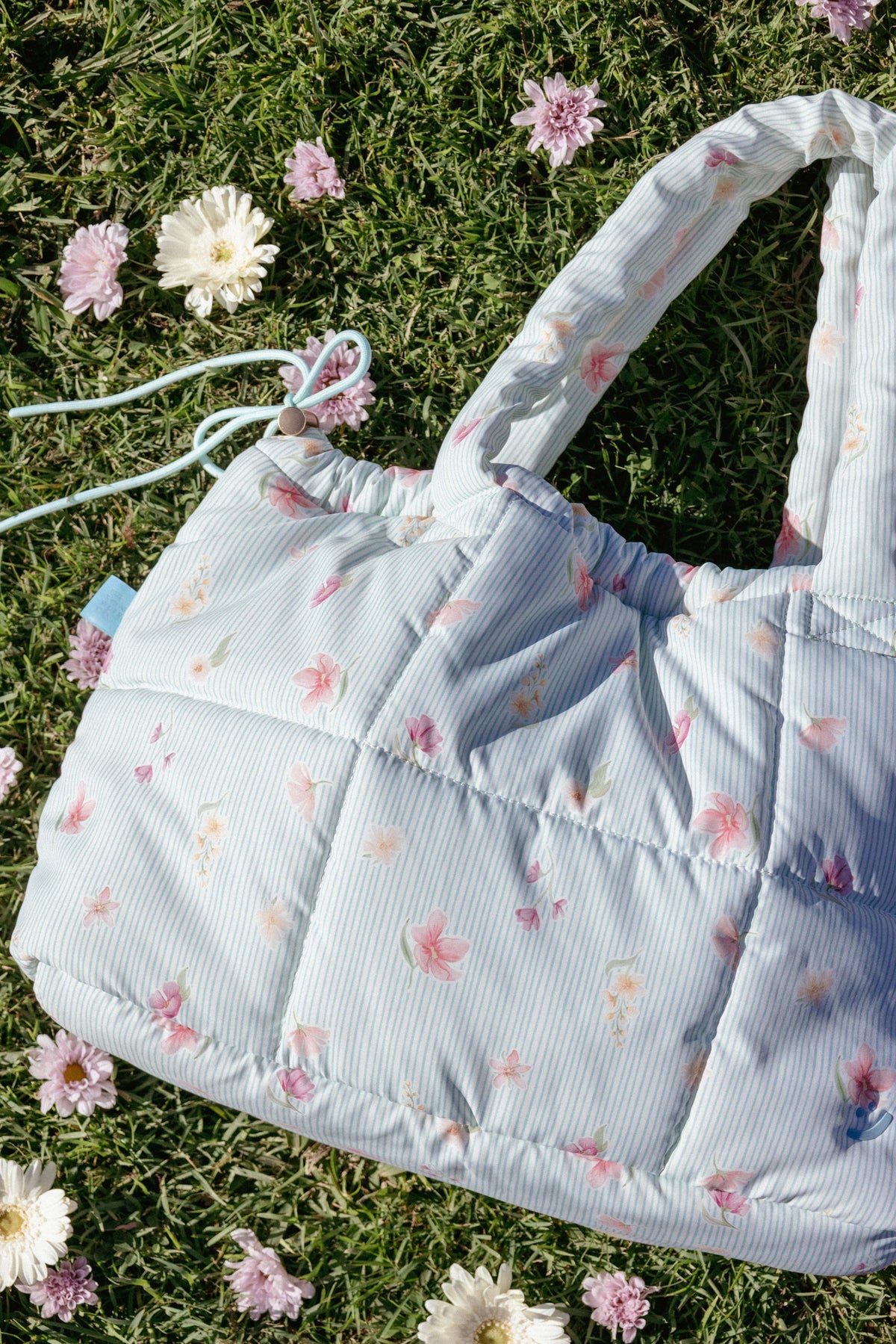 Marshmallow Midi Tote in Blue Garden Stripe – view 10 of 10