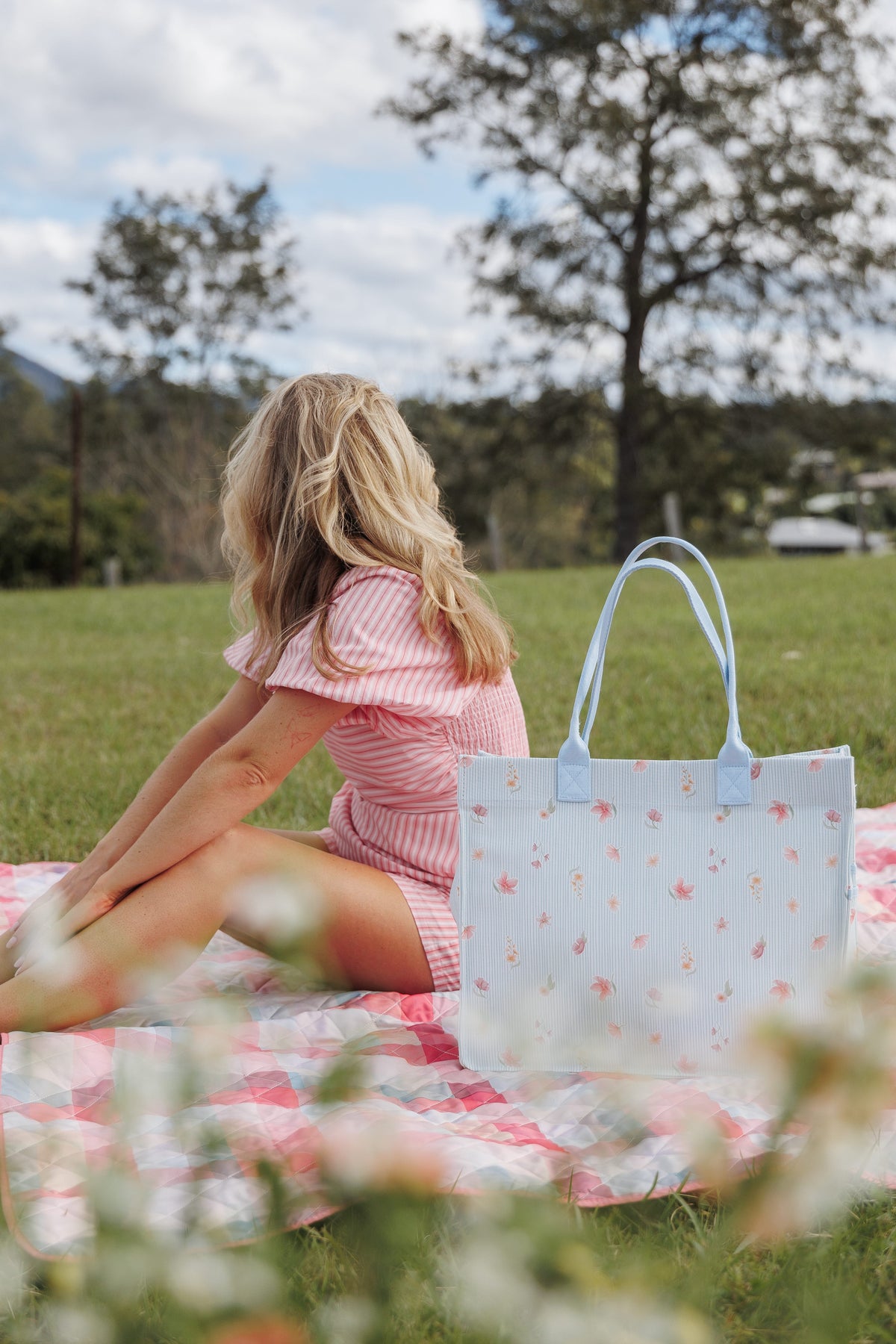 Ultimate Tote Bag in Blue Garden Stripe – view 1 of 8