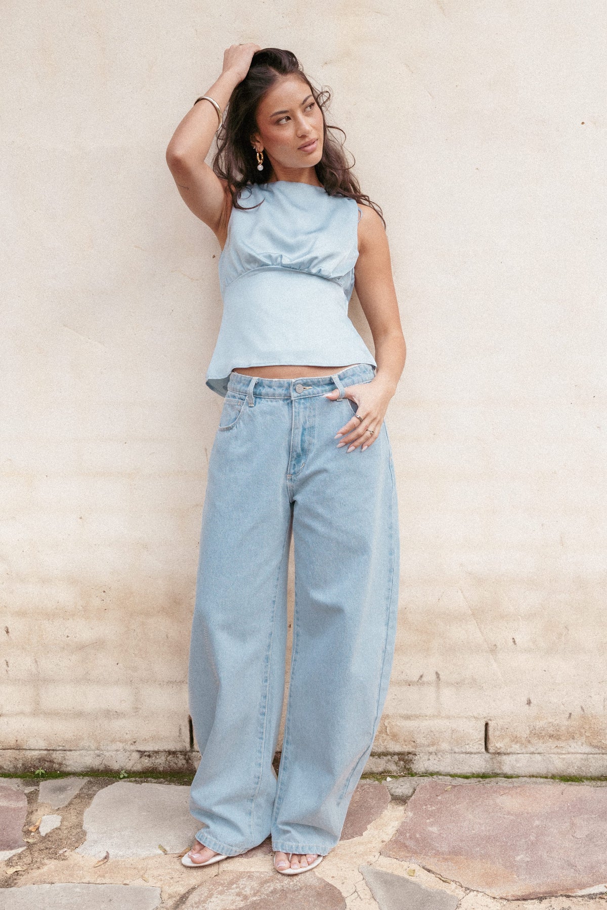 Abrand 95 Barrel Jeans in Kendall – view 8 of 8