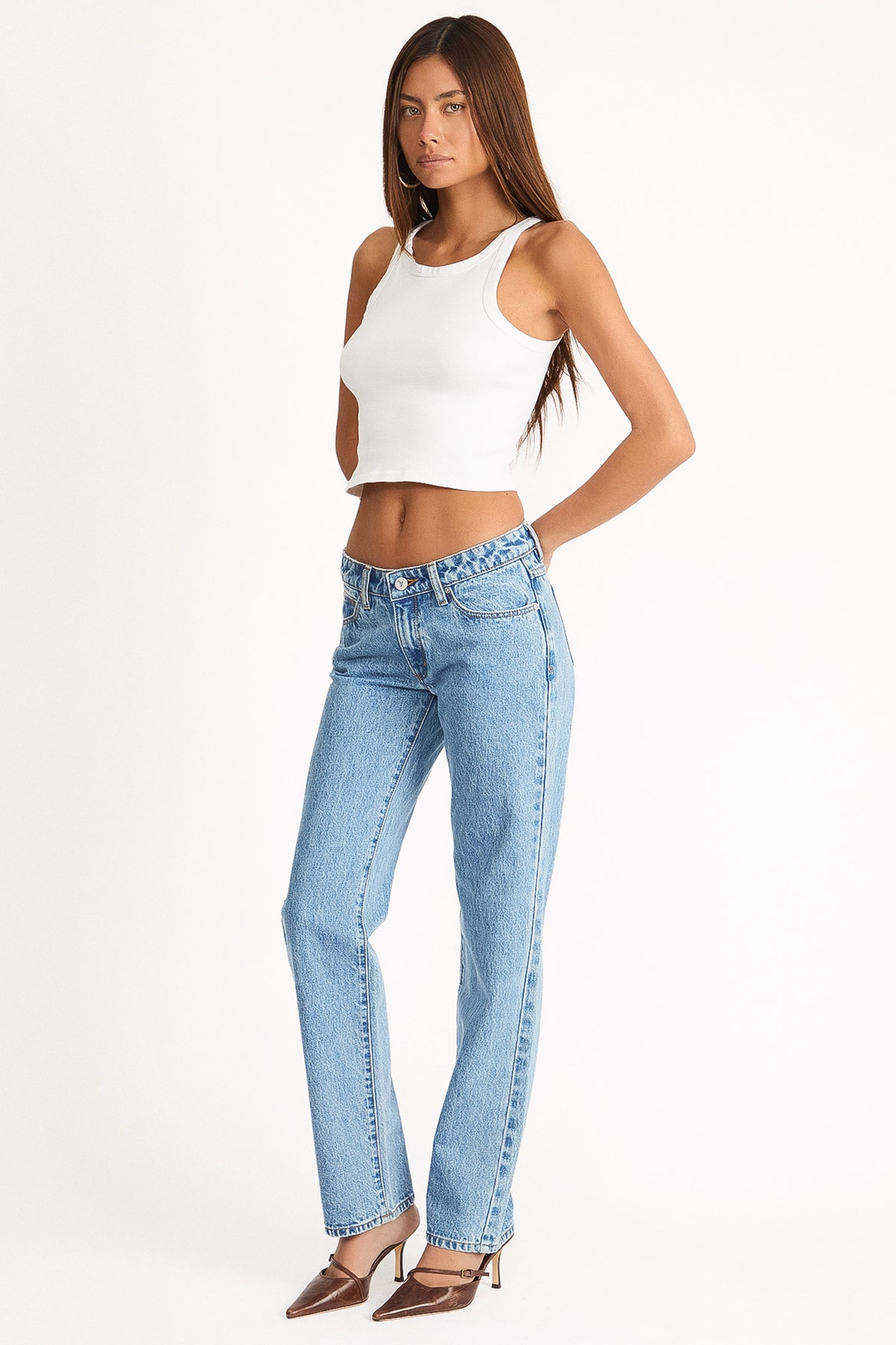 Abrand 99 Low Straight Jeans in Katie – view 4 of 4