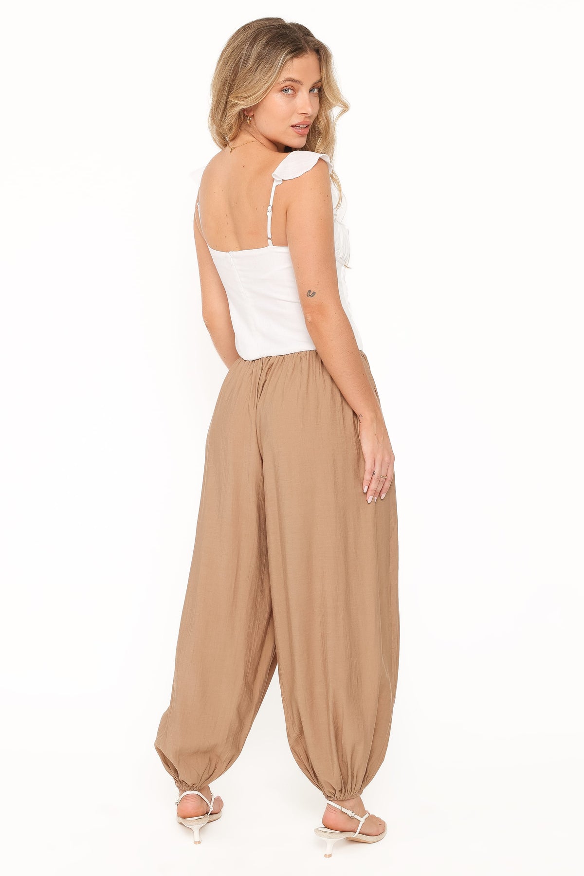 Ayvah Balloon Hem Pants in Camel – view 5 of 7