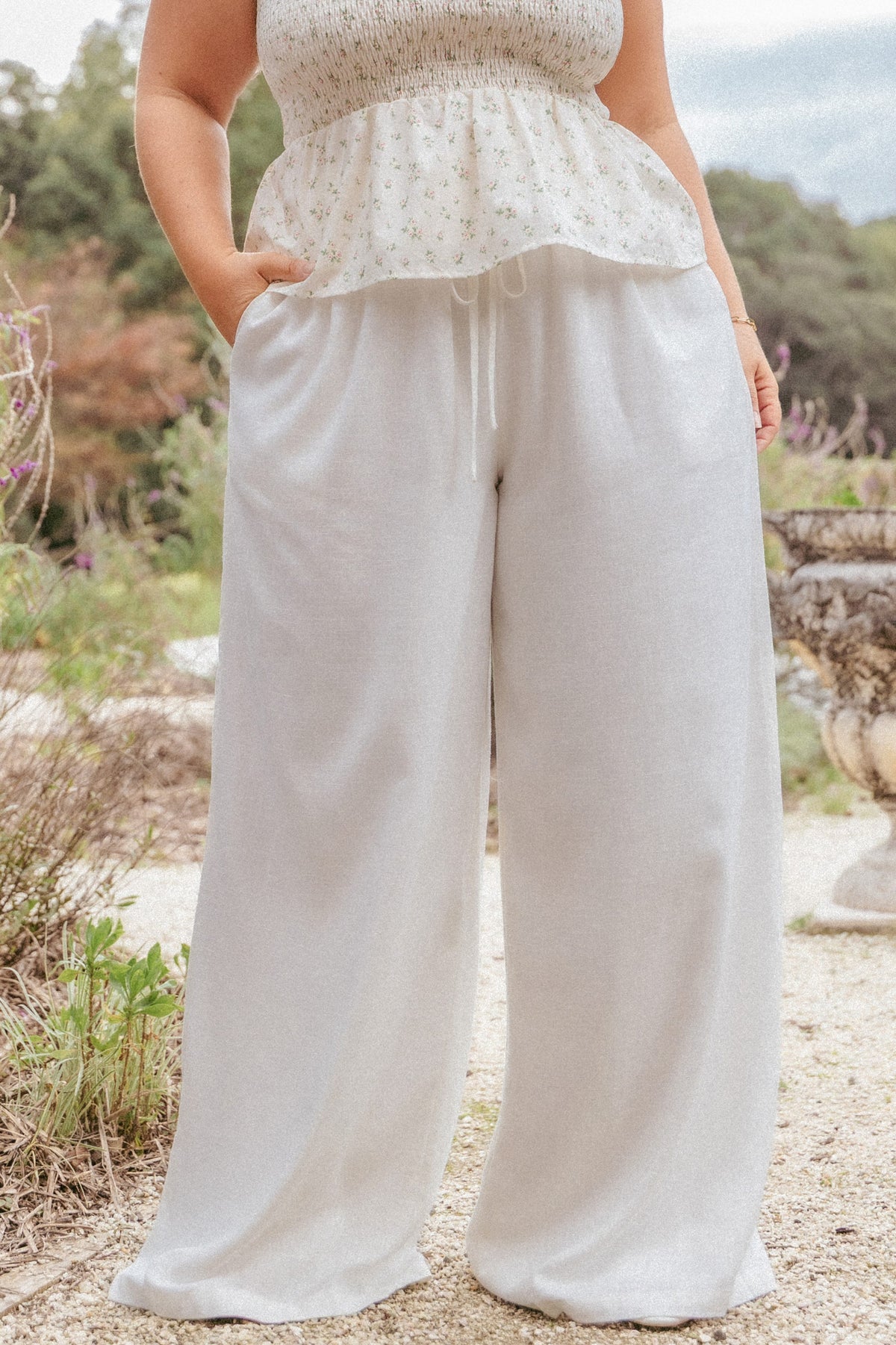 Elowen Wide Leg Pants in White – view 8 of 8