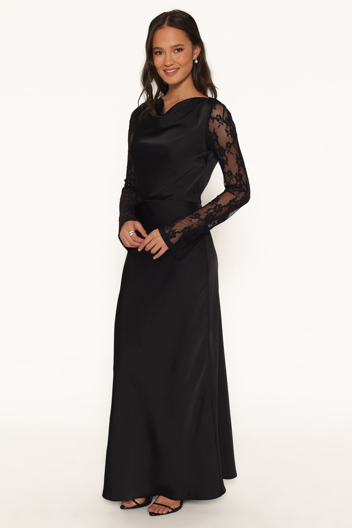 Corrie Maxi Dress in Black – view 4 of 7