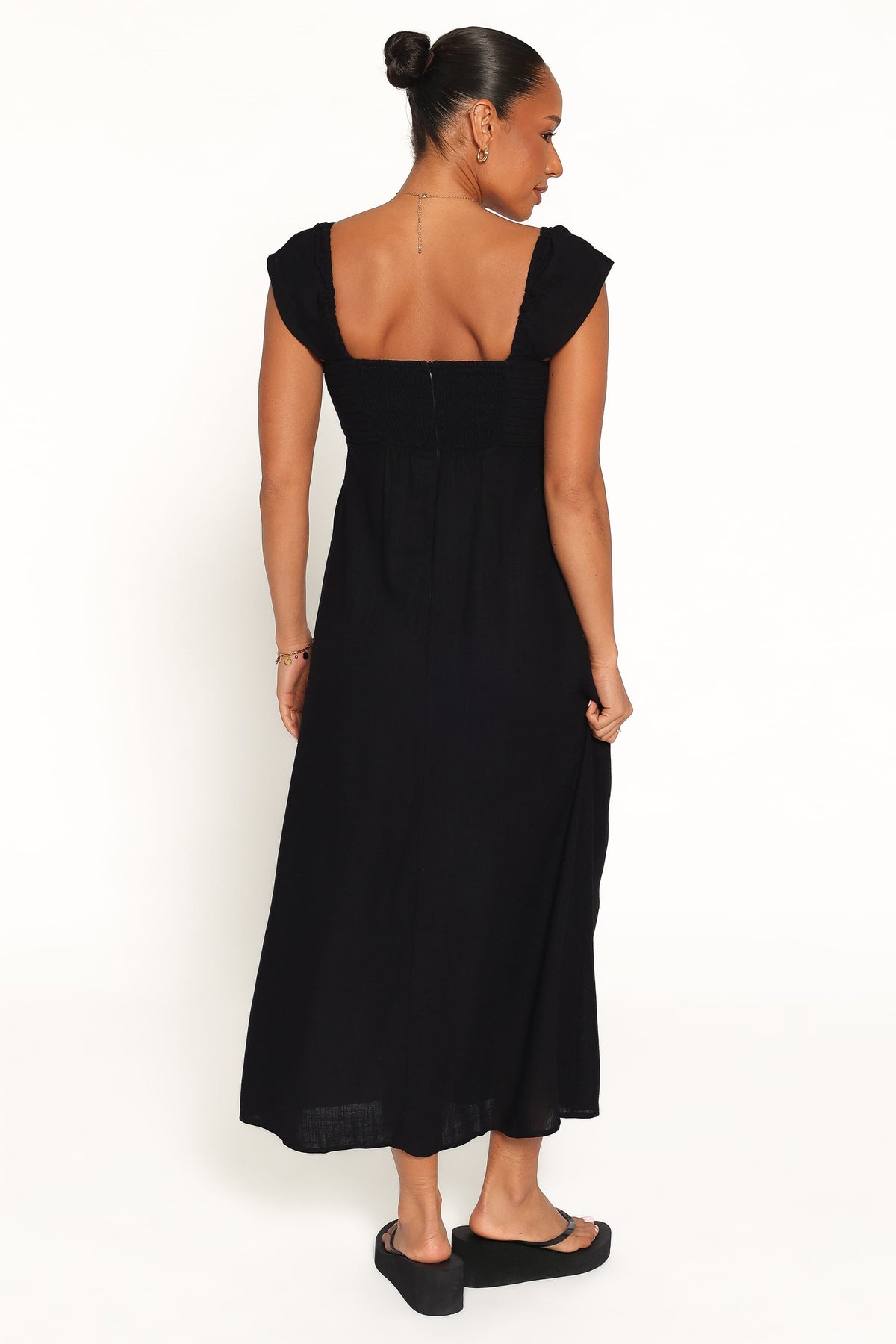 Sirene Midi Dress in Black – view 4 of 5