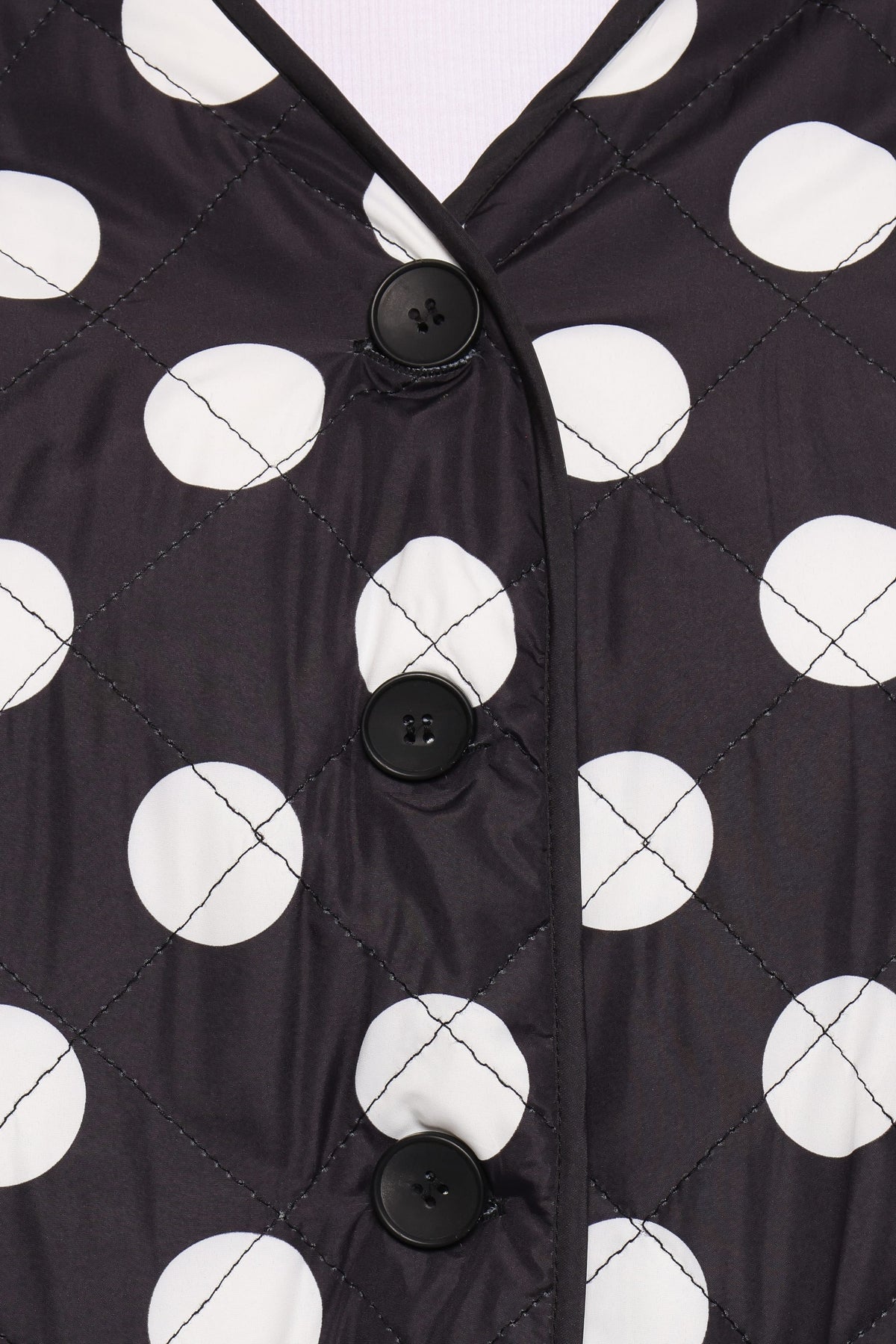 Immy Reversible Puffer Jacket in Black/White Dot – view 9 of 9