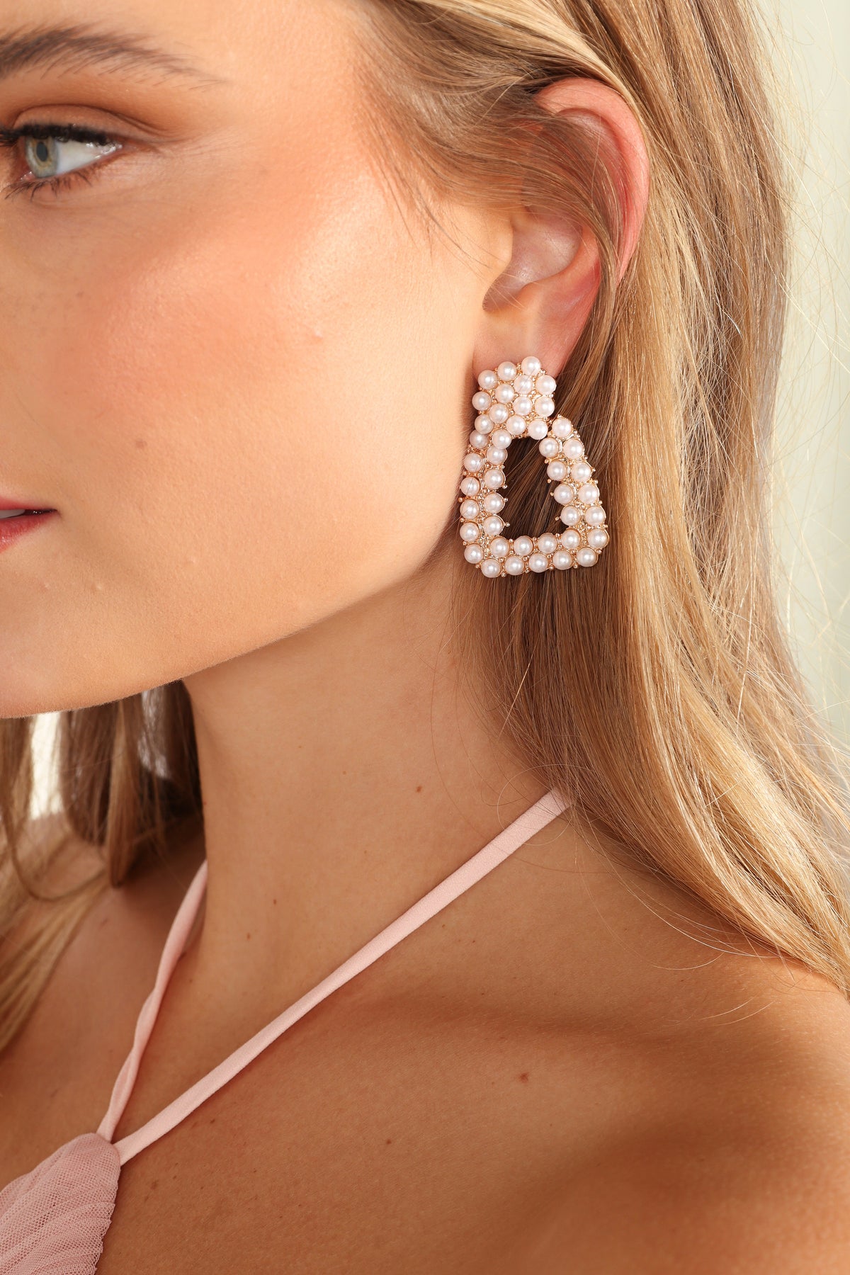 Ariel Earrings in Gold Pearl – view 2 of 6