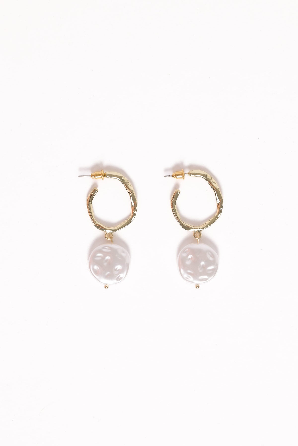 Carina Pearl Earrings in Gold – view 3 of 3