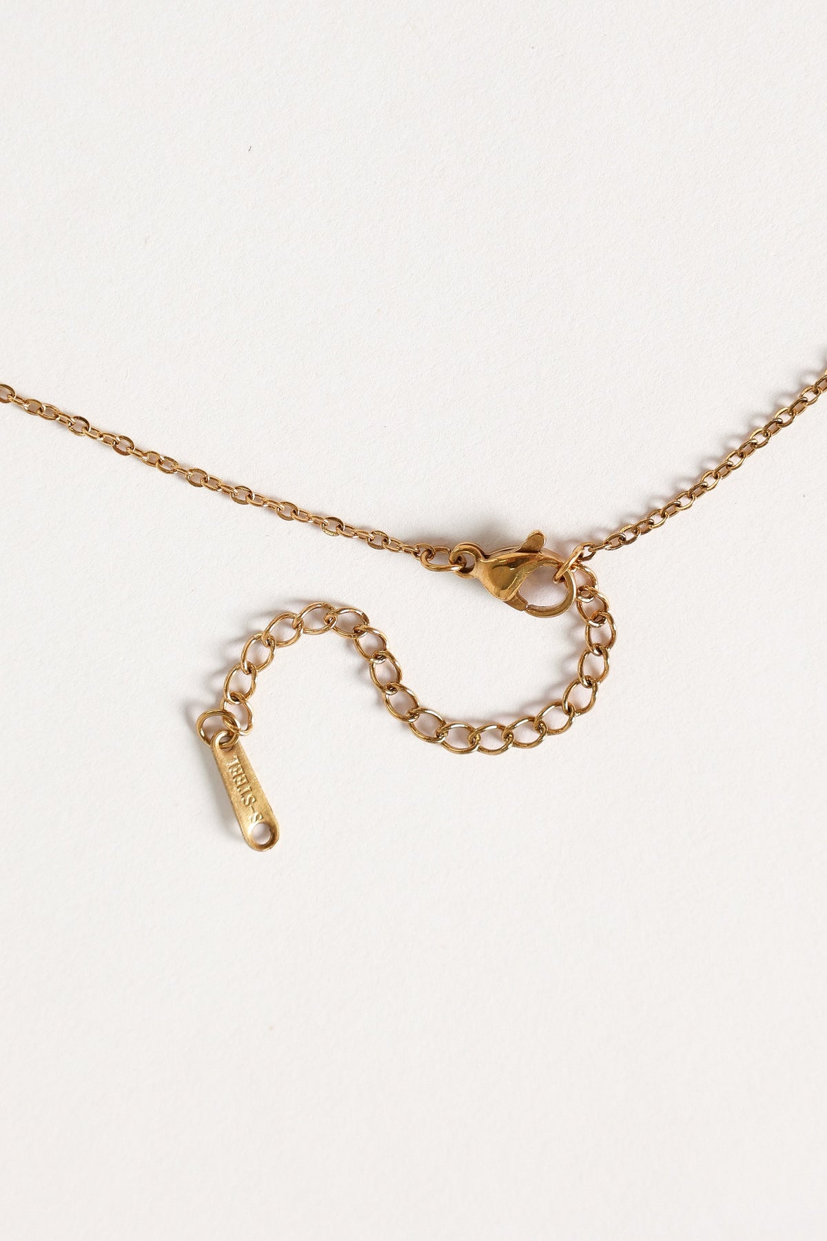 Damira Flower Necklace in Gold – view 3 of 3