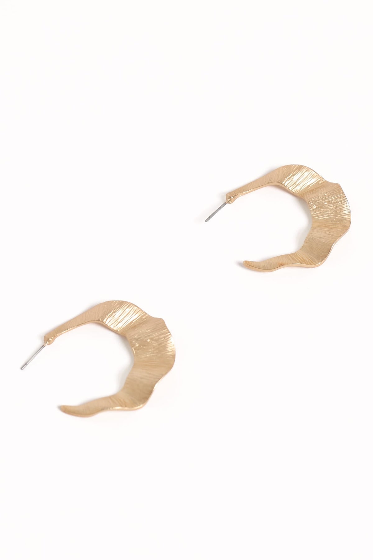 Eden Earrings in Gold – view 4 of 5