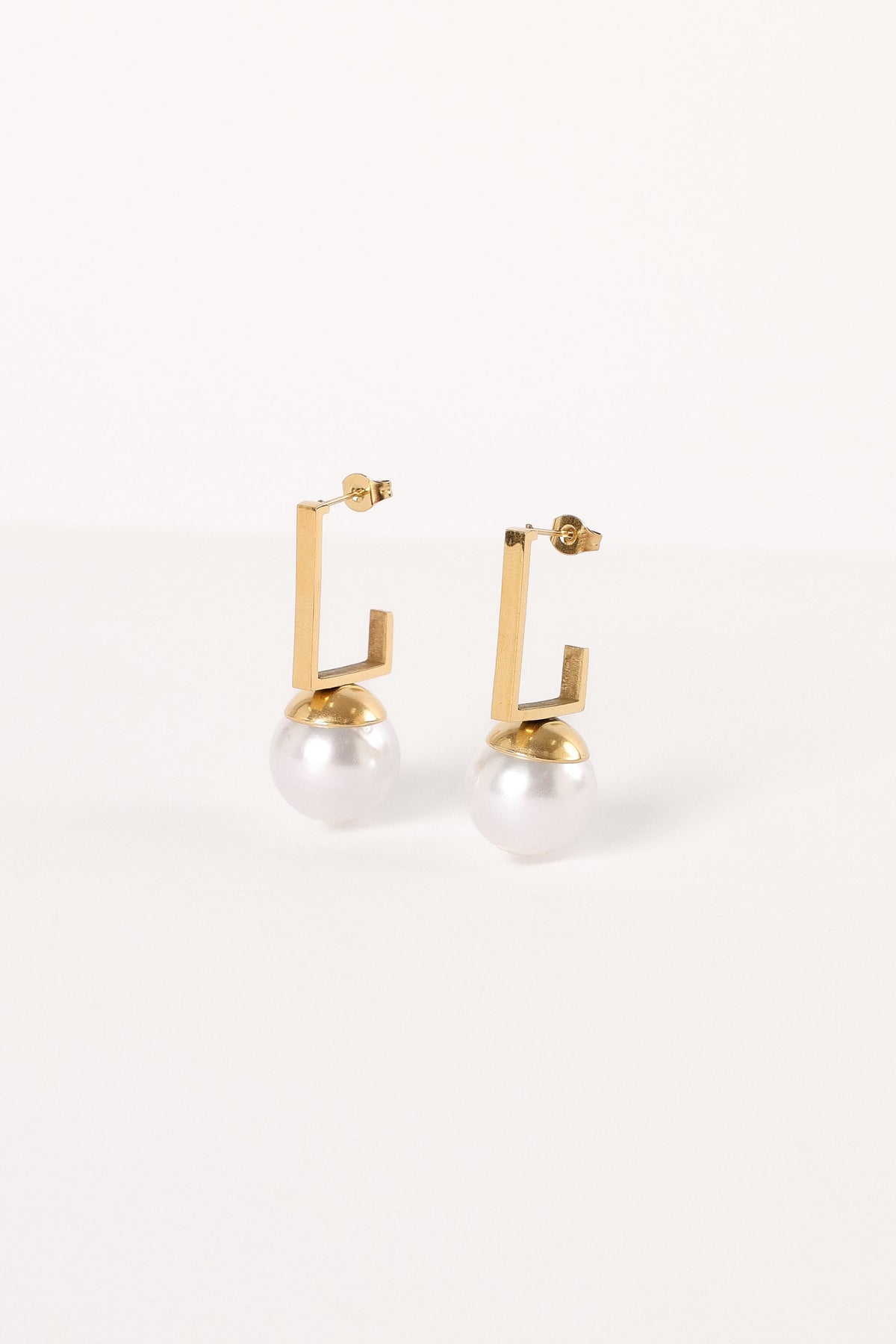 Gardiner Earring in Gold – view 4 of 4