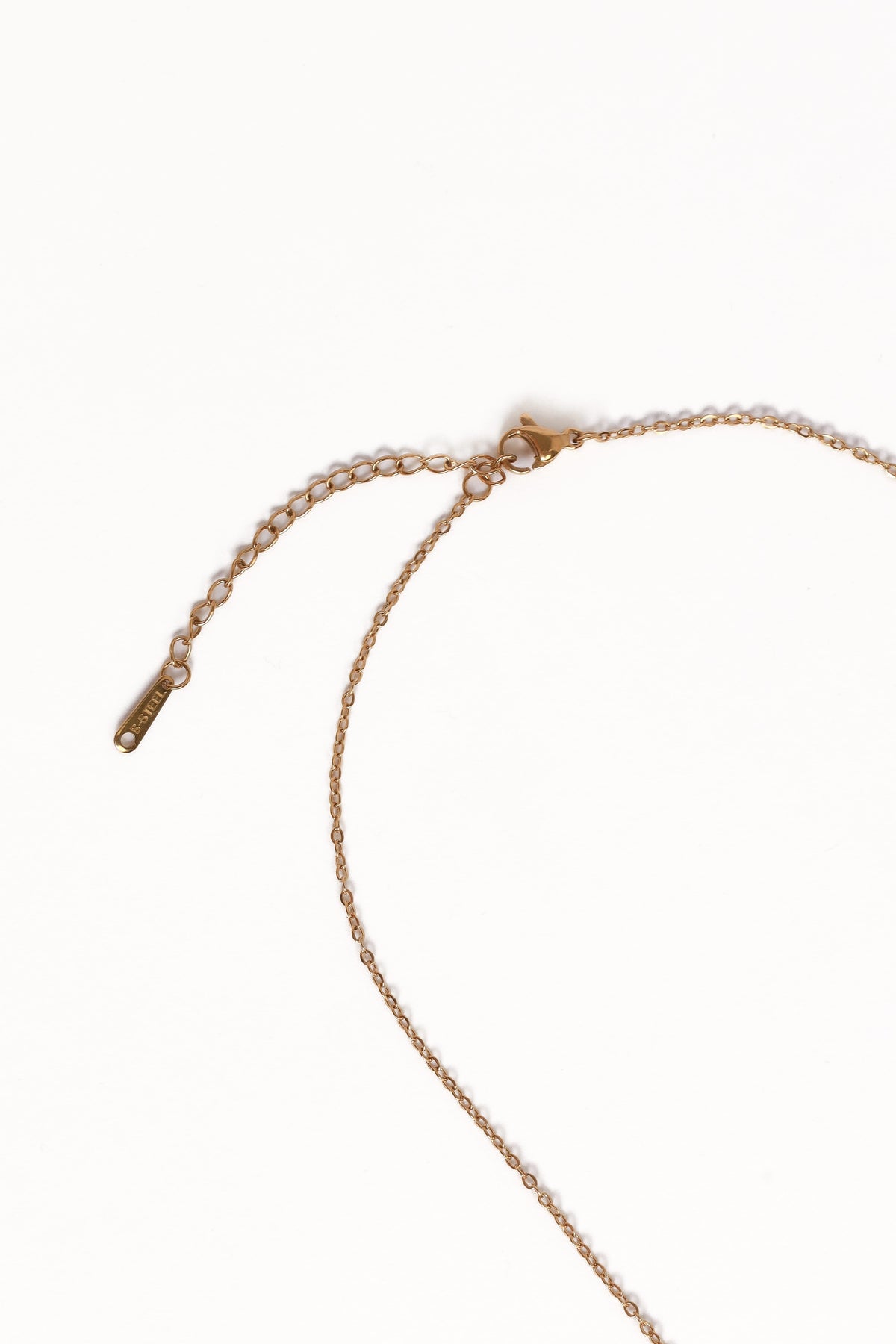 Nusa Necklace in Gold/Pearl – view 5 of 6