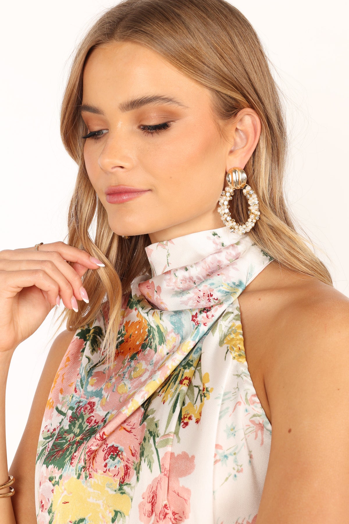 Rae Earrings in Gold Pearl – view 4 of 5