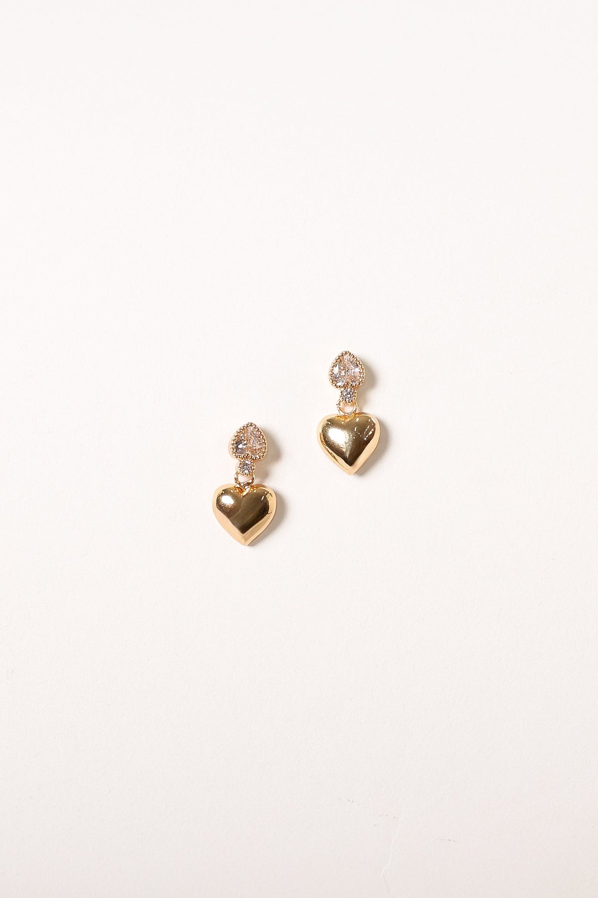 Susan Heart Earrings in Gold – view 3 of 4