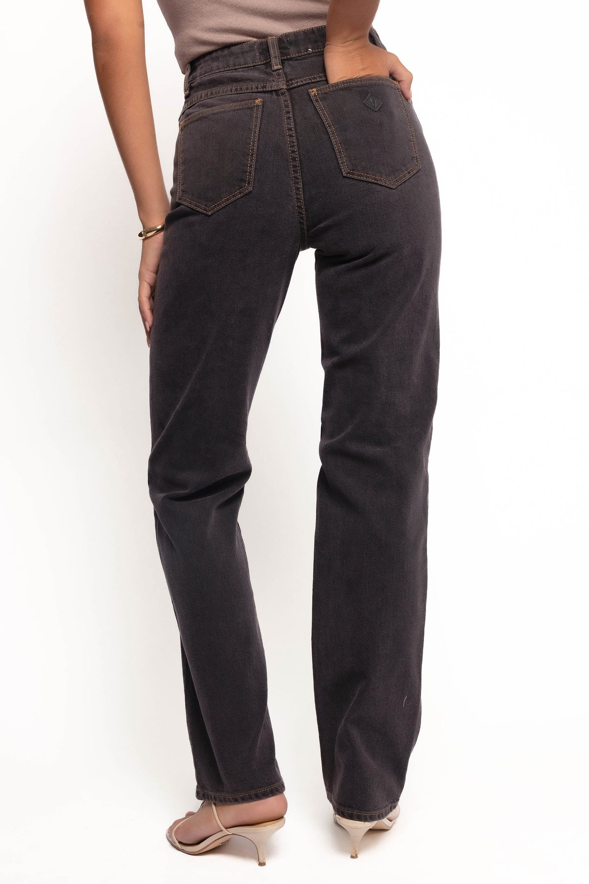 Abrand 94 High Straight Jeans in Cara Washed Black – view 6 of 8