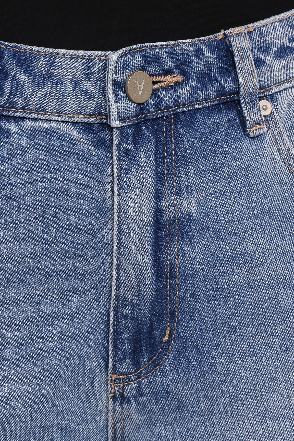 Abrand 94 Wide Jeans in Paloma – view 6 of 6