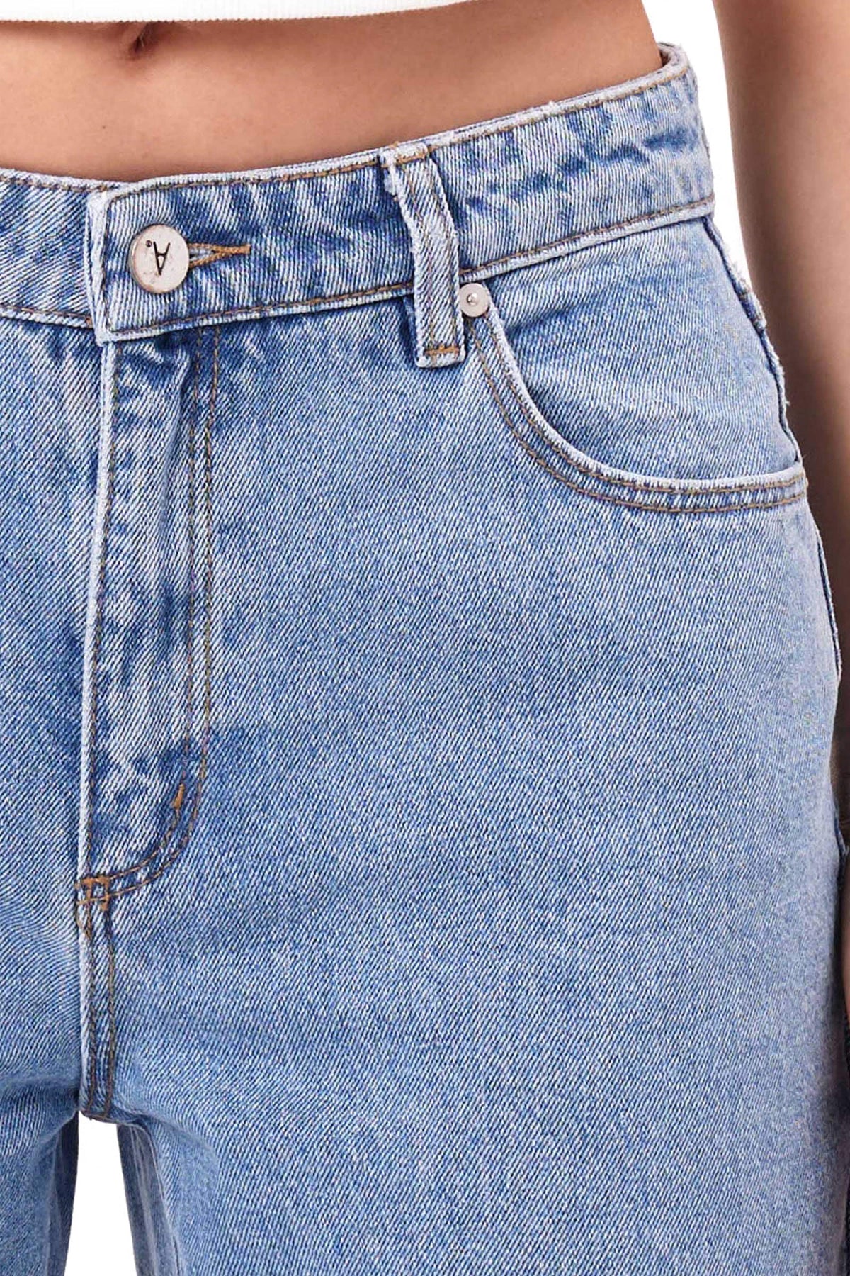 Abrand 99 Baggy Jeans in Gigi – view 5 of 5