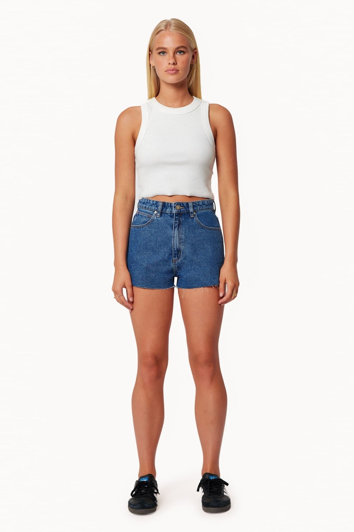 Abrand High Relaxed Short in Bella – view 4 of 4