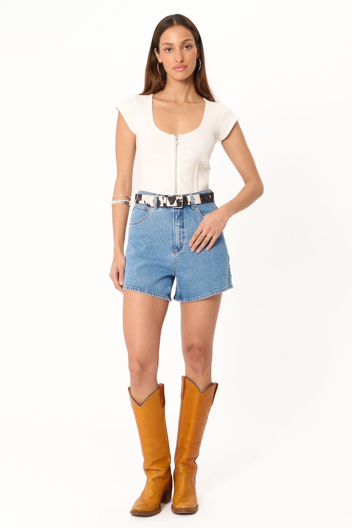 Abrand Venice Short in Debbie – view 1 of 5