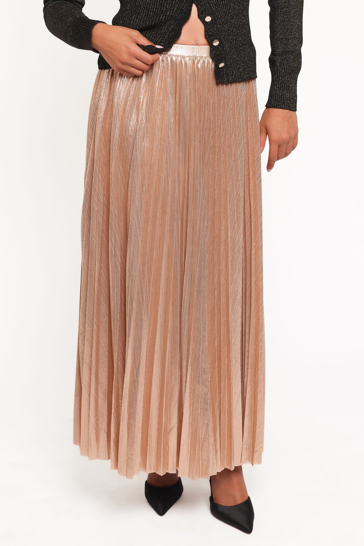 Bethy Maxi Skirt in Gold – view 3 of 8