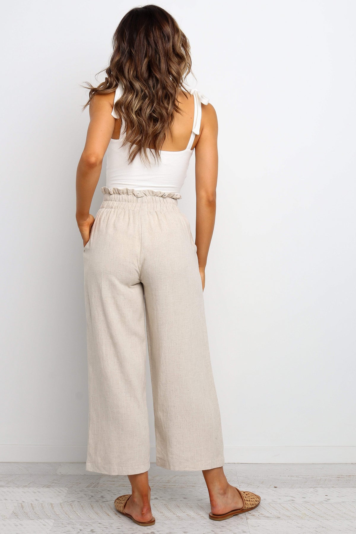 Hawthorne Pant in Beige – view 7 of 8