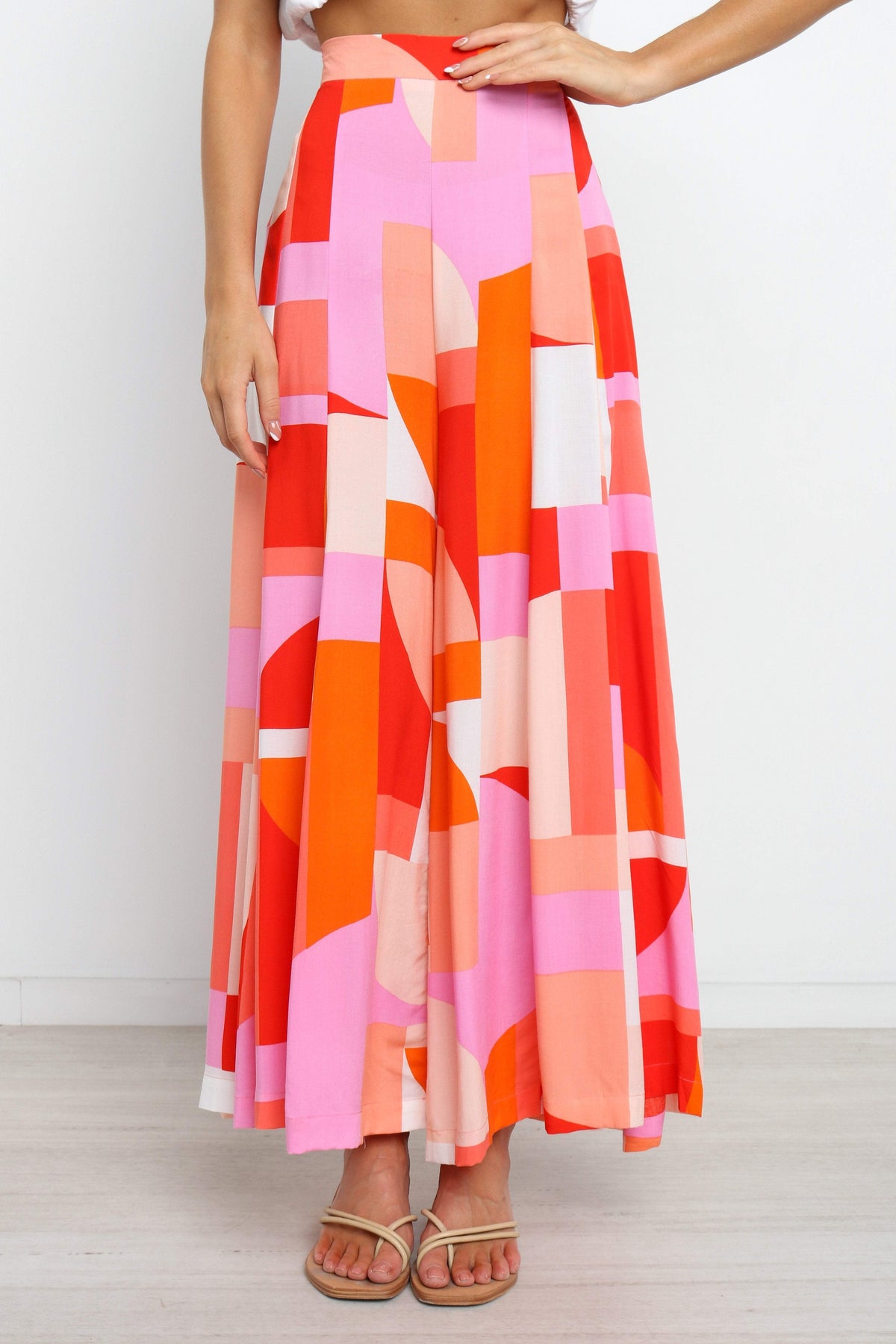 Pomoa Pant in Pink – view 2 of 8