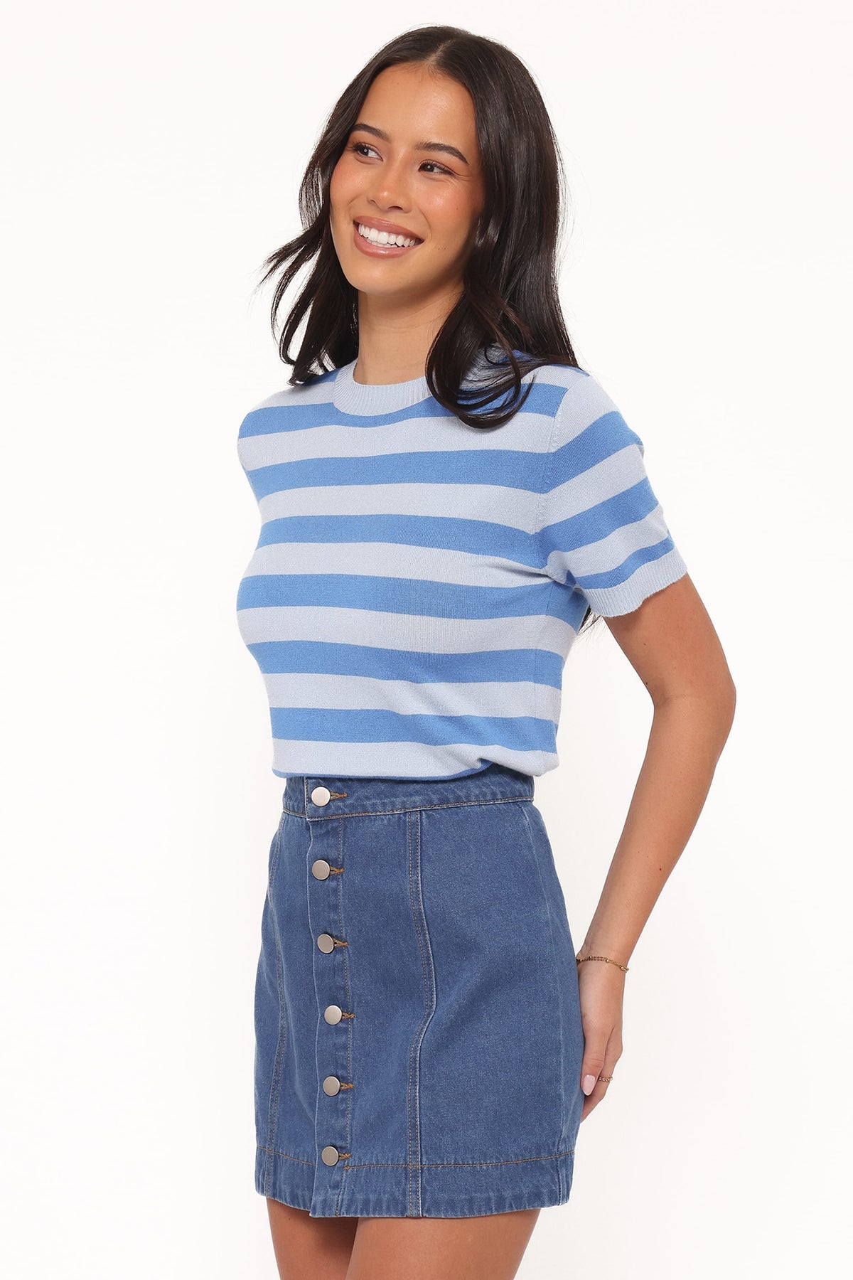 Sara Button Front Denim Mini Skirt in Dark Wash – view 4 of 8