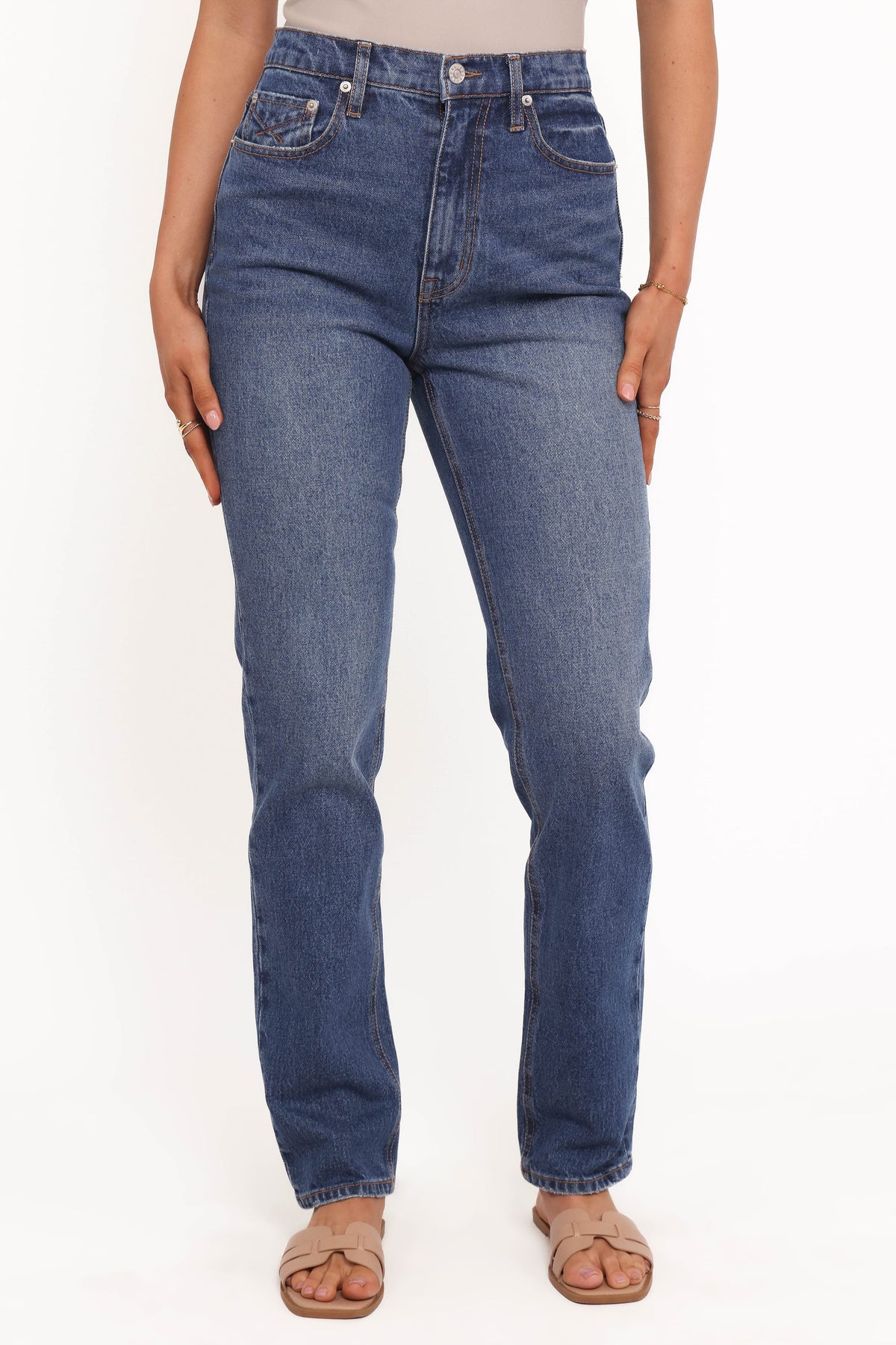 Sloane Slim Leg Jean in Temescal – view 2 of 6