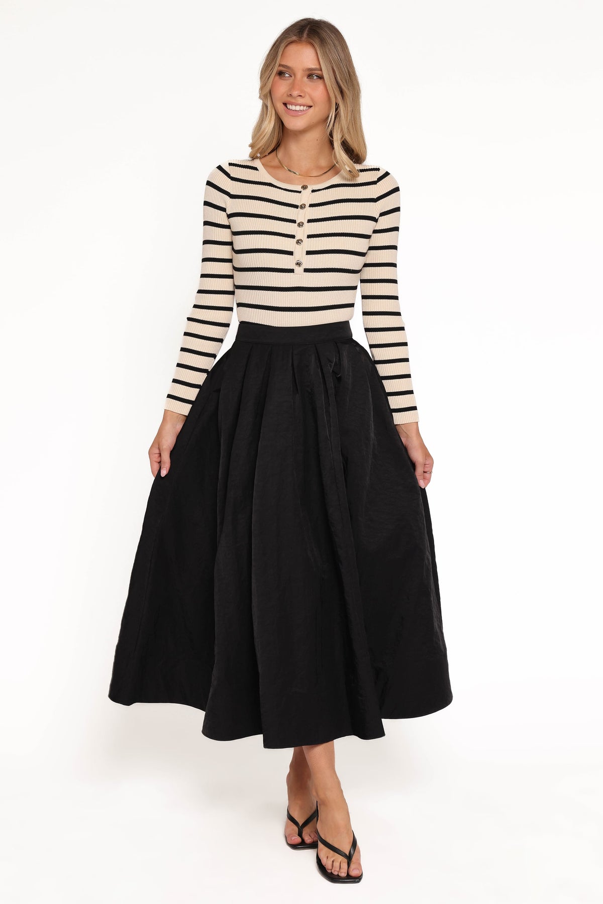 Yuki Circle Skirt in Black – view 3 of 6