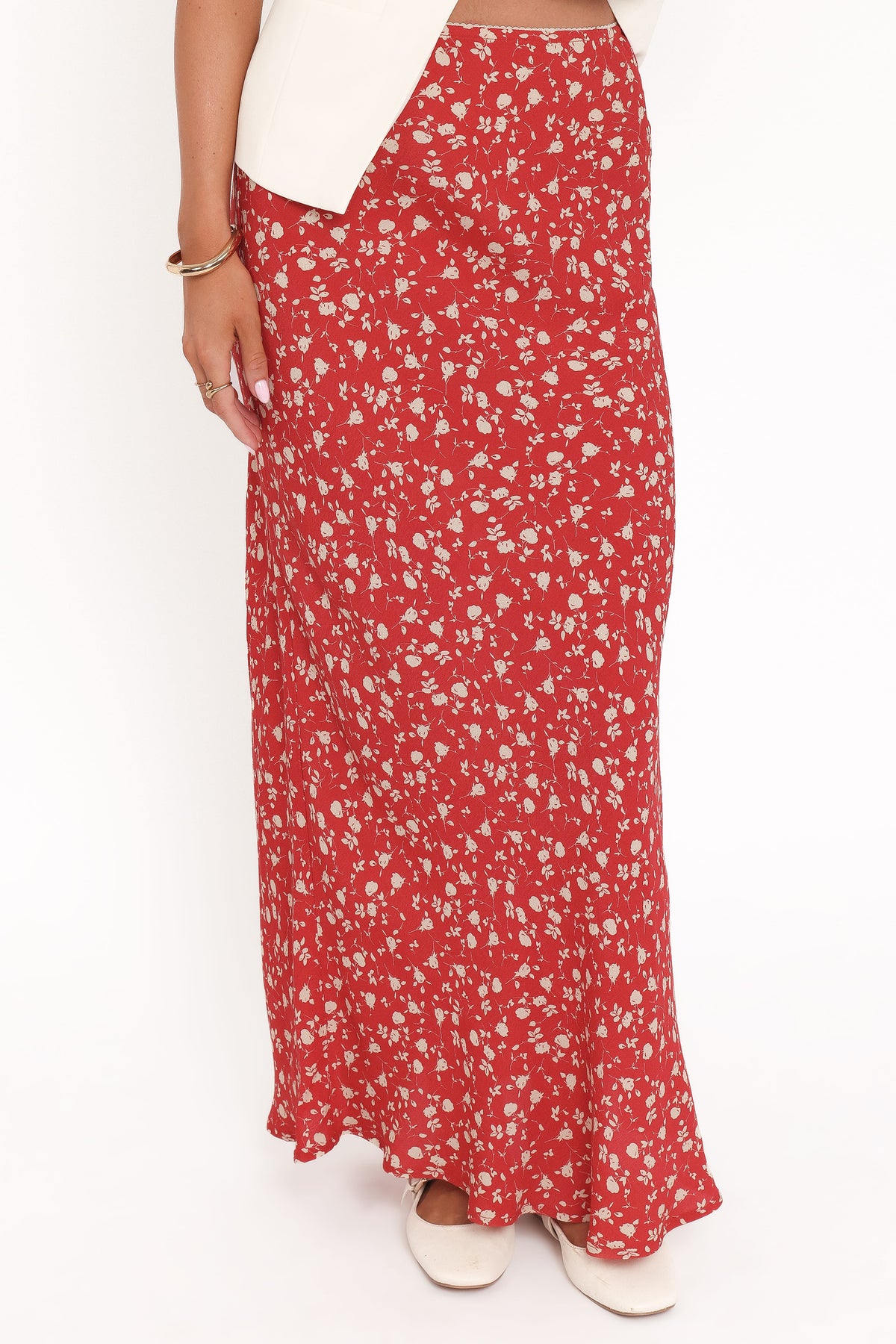 Zoella Maxi Skirt in Red Floral – view 3 of 8