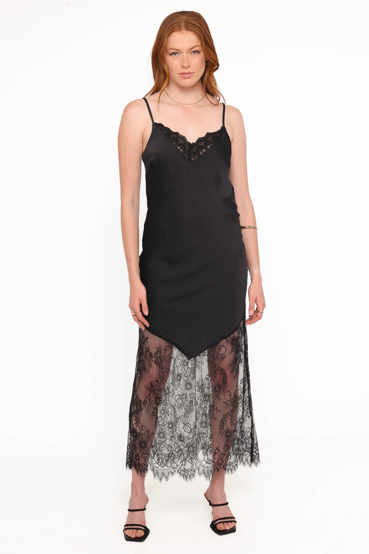 Aideen Maxi Dress in Black – view 6 of 7