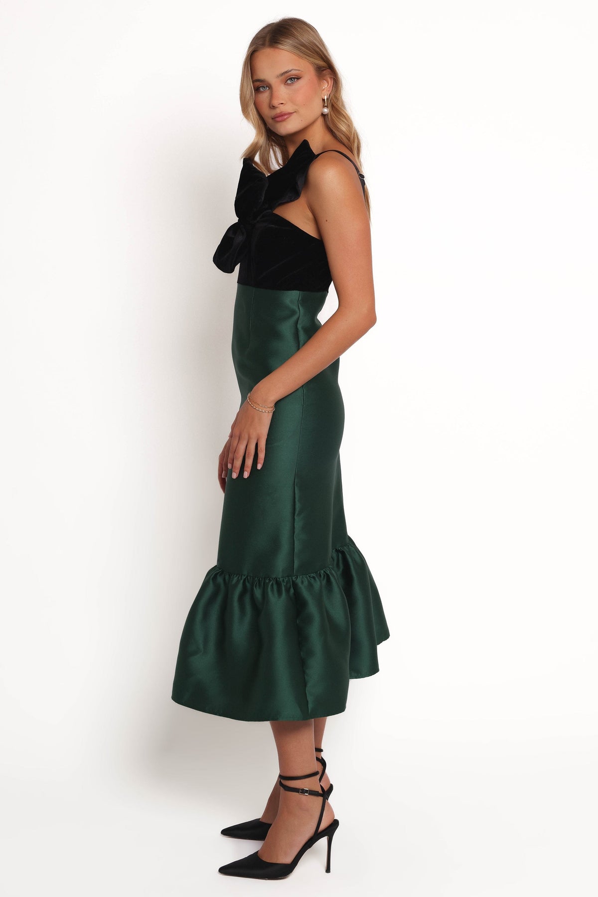Amelie Bow Front One Shoulder Midi Dress in Black/Emerald – view 3 of 7