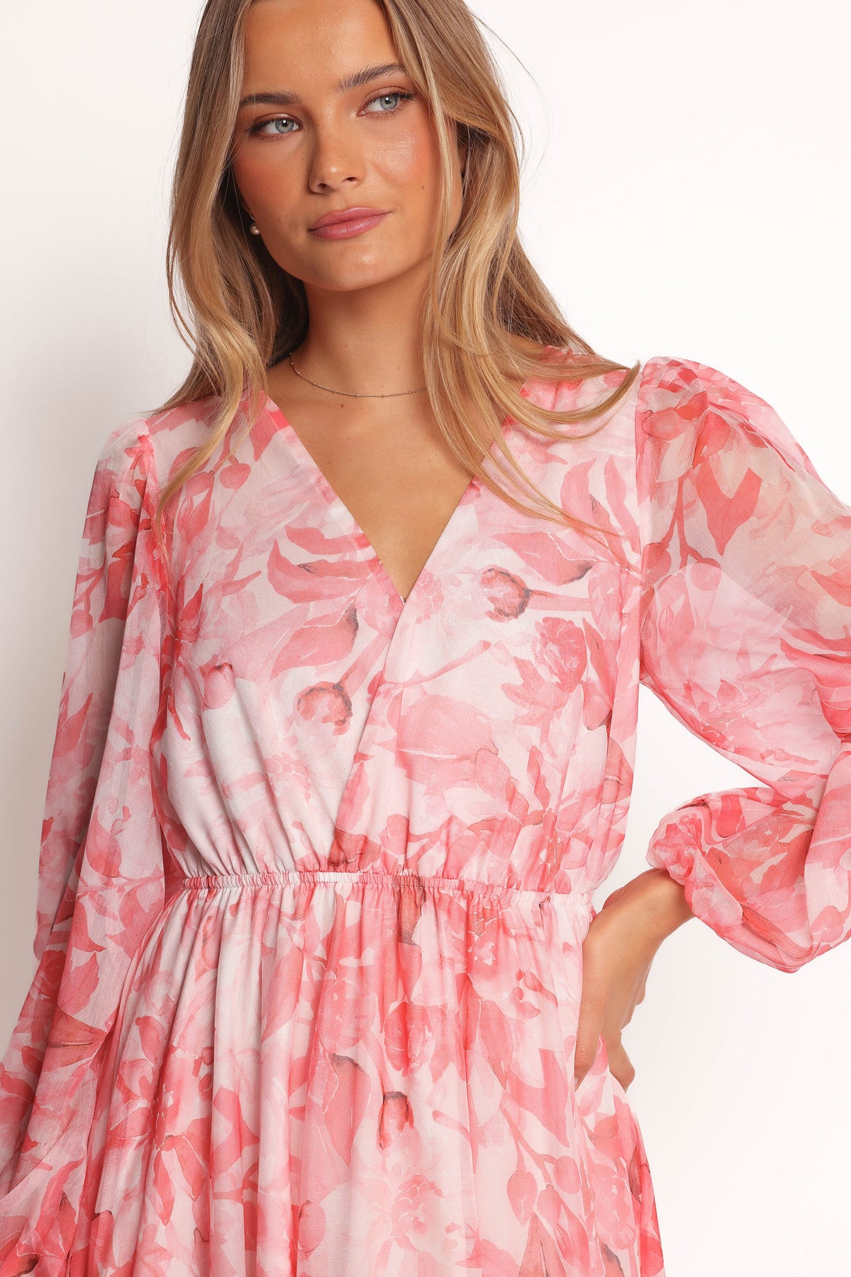 Anisa Maxi Dress in Pink Floral – view 3 of 7