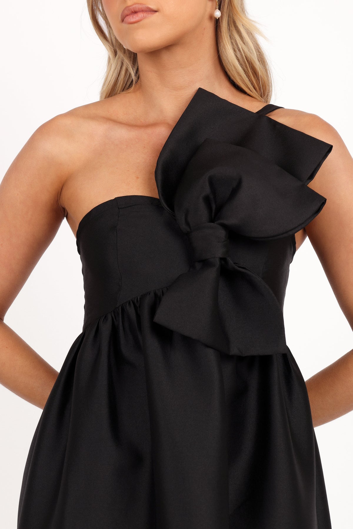 Betina Bow Front Maxi Dress in Black – view 4 of 8
