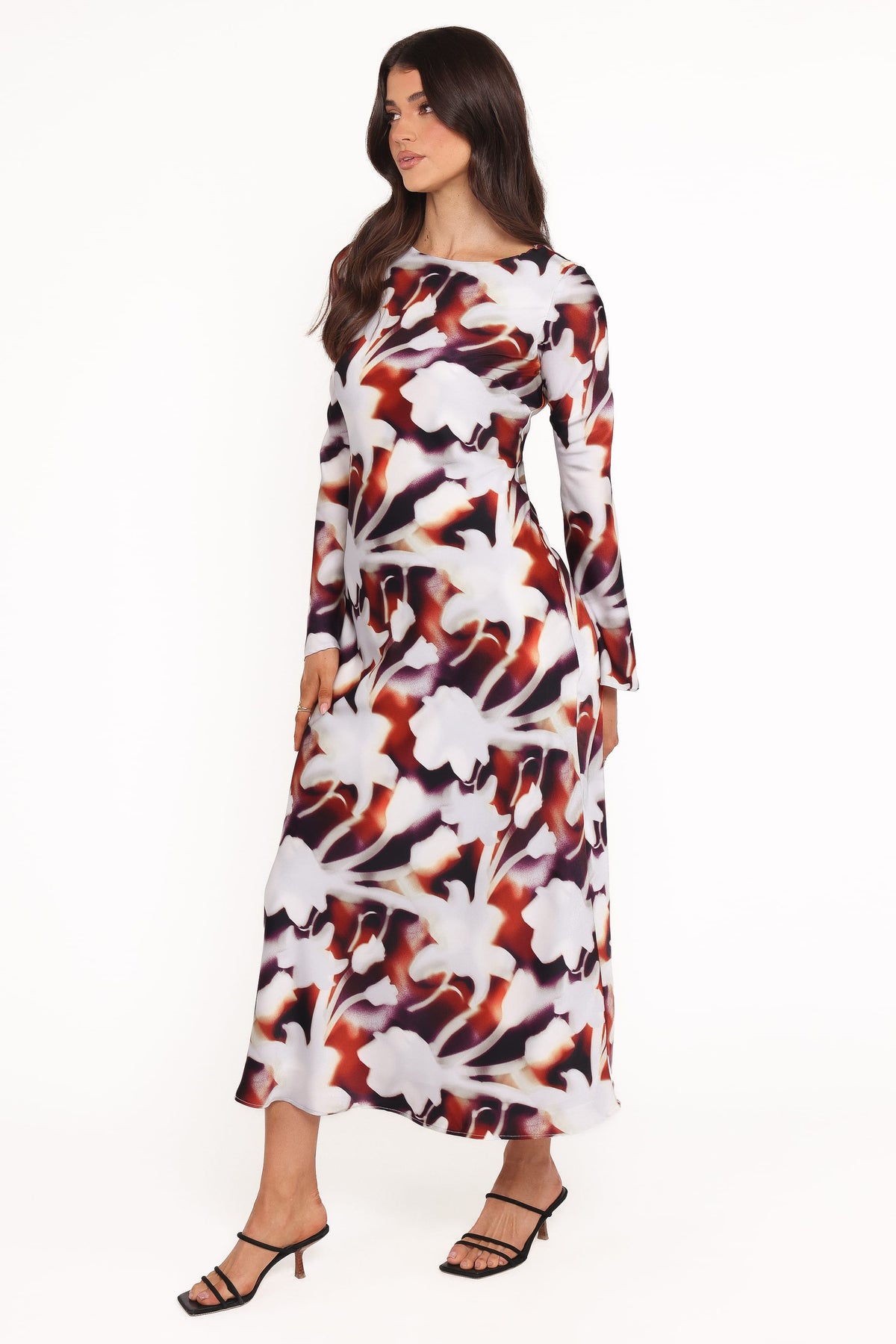 Deidre Maxi Dress in Blurred Floral – view 3 of 7