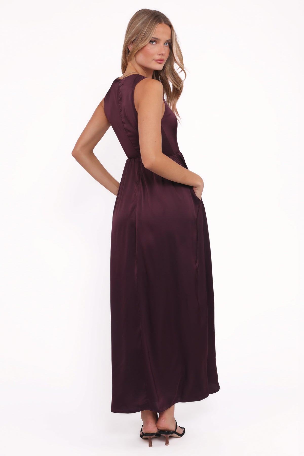 Elania Maxi Dress in Plum – view 4 of 5