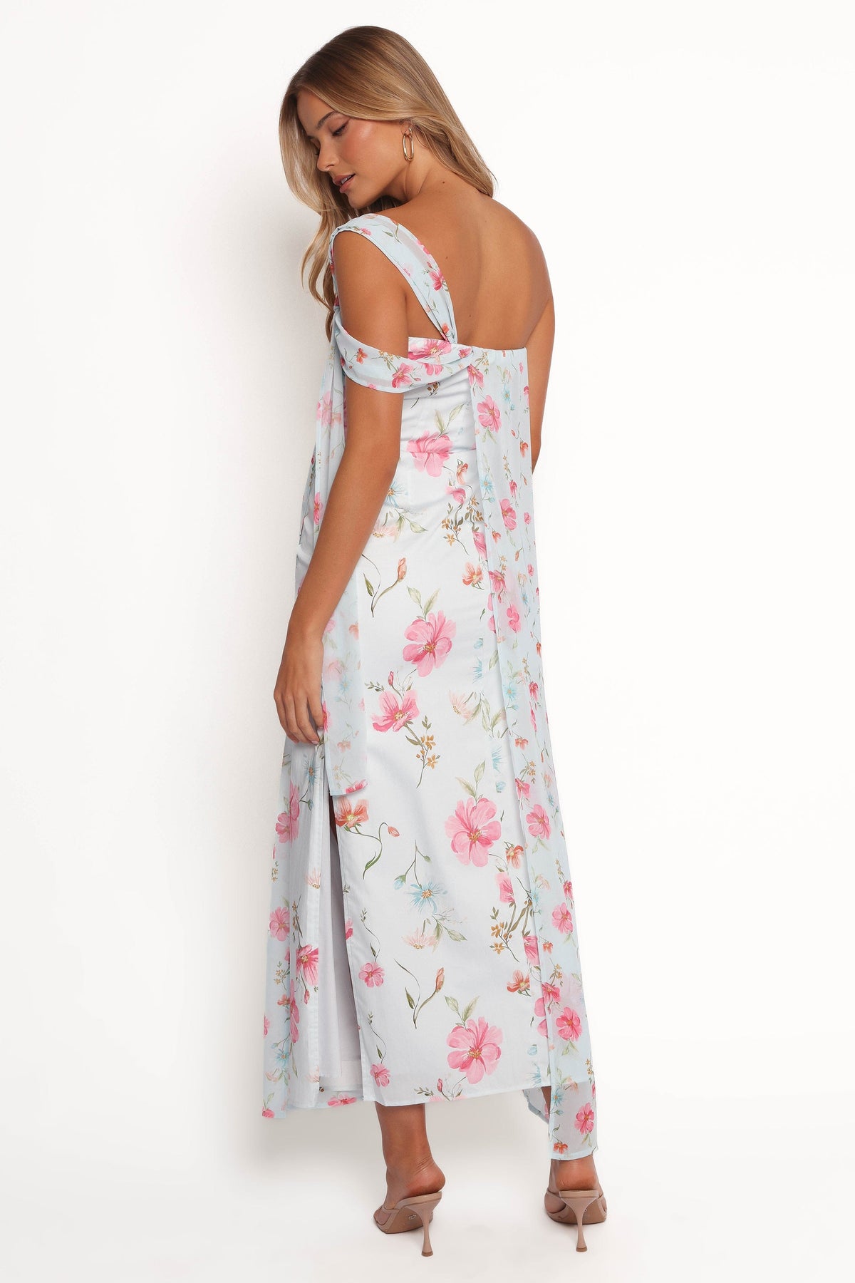 Eloisa Maxi Dress in Blue Floral – view 4 of 8