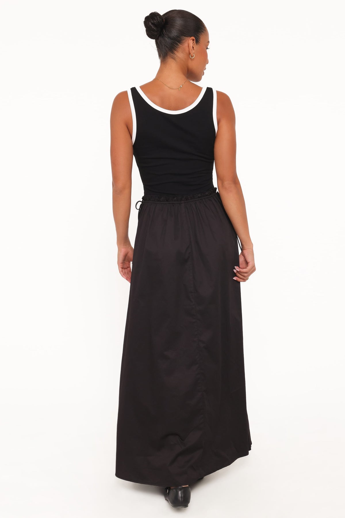 Finesse Maxi Dress in Black – view 4 of 6