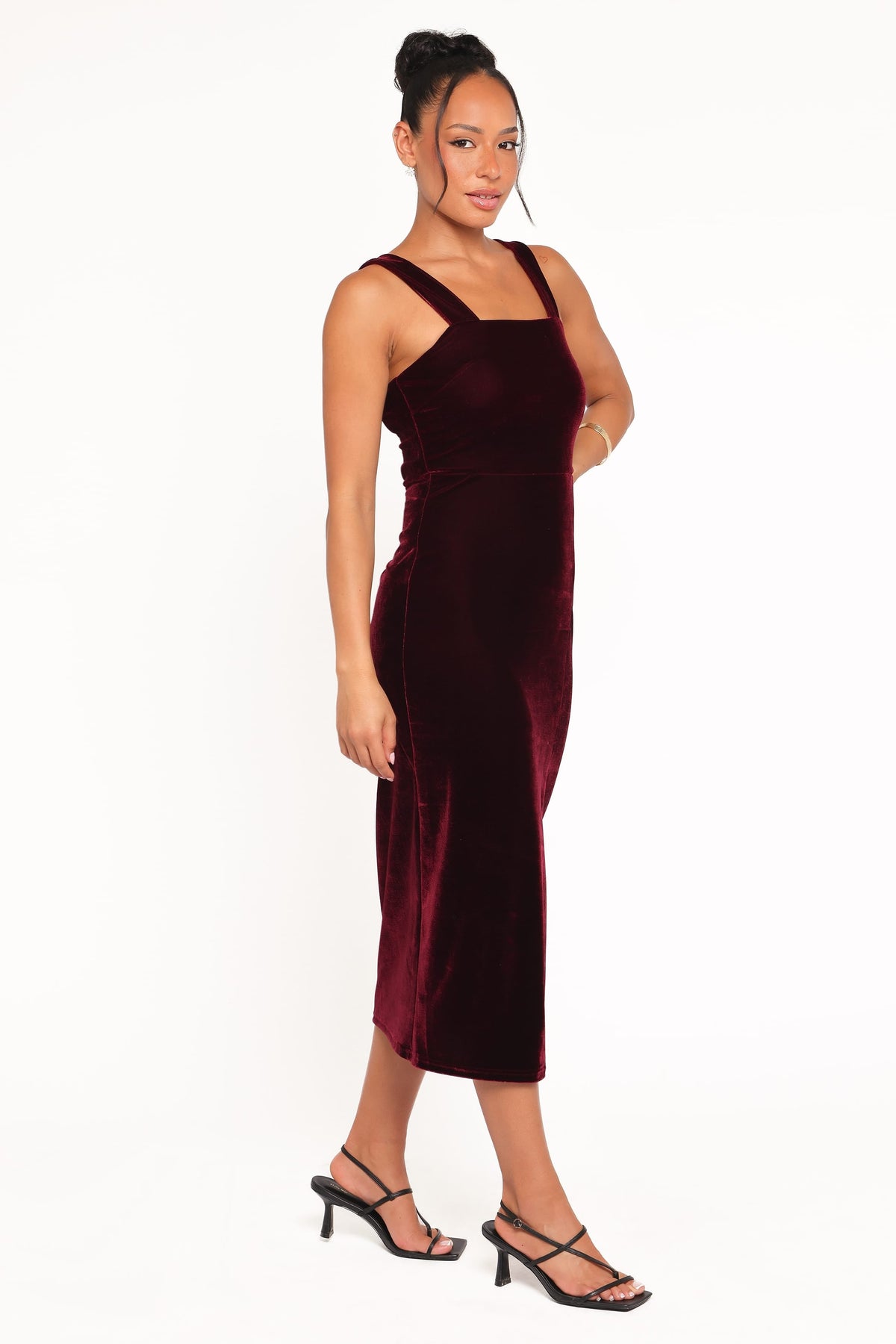 Hyatt Dress in Burgundy – view 4 of 9