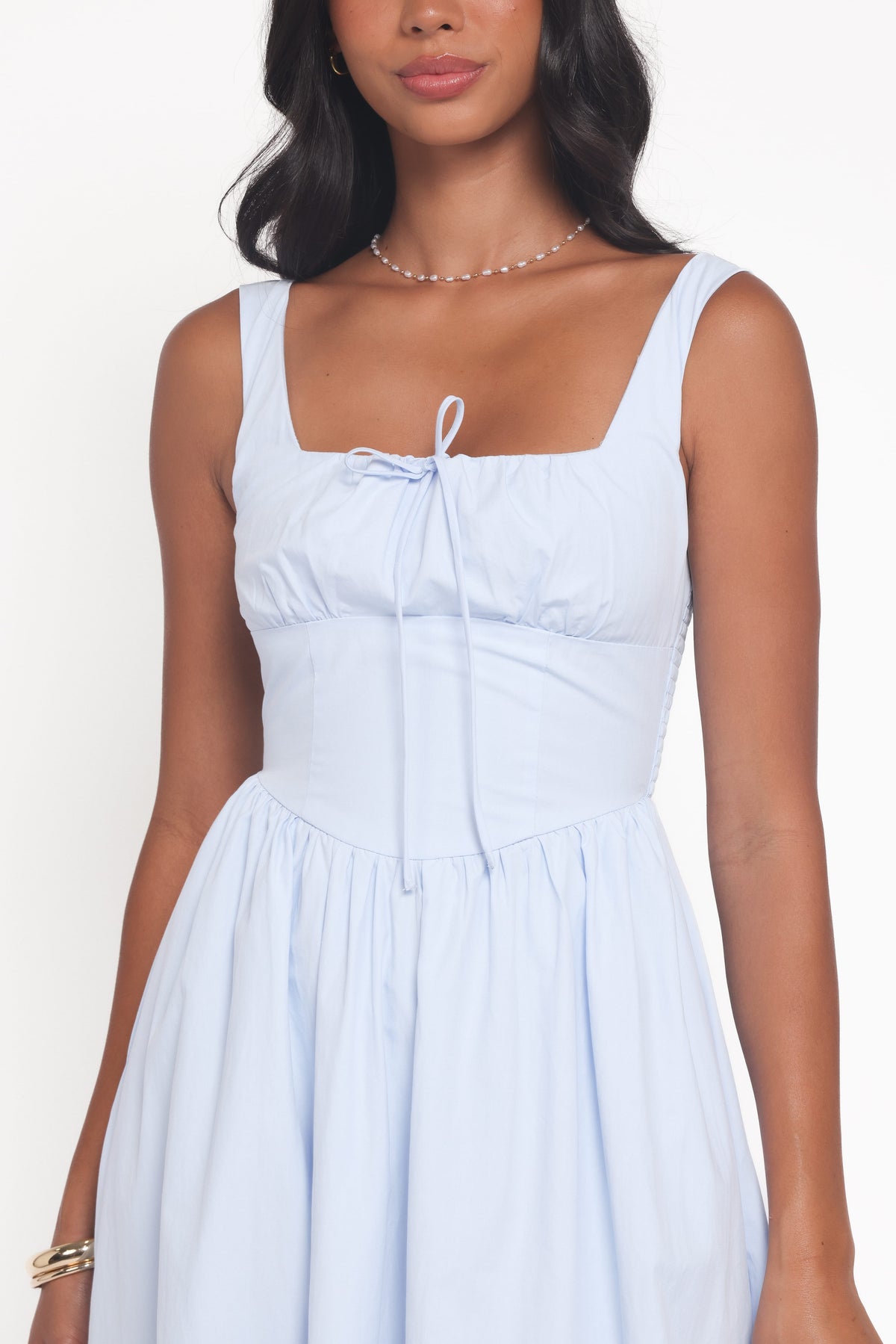 Kinslee Midi Dress in Blue – view 3 of 8