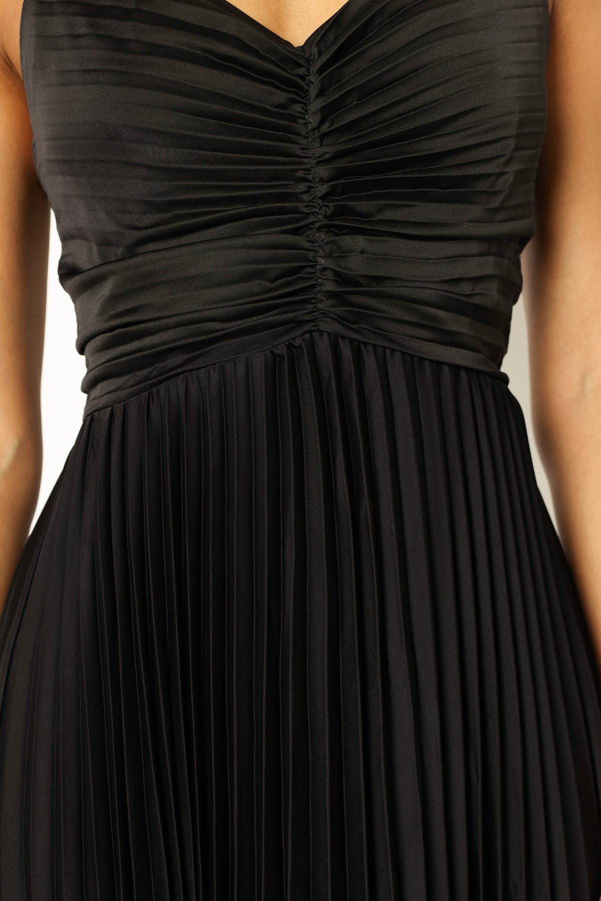 Naira Pleated Maxi Dress in Black – view 10 of 10