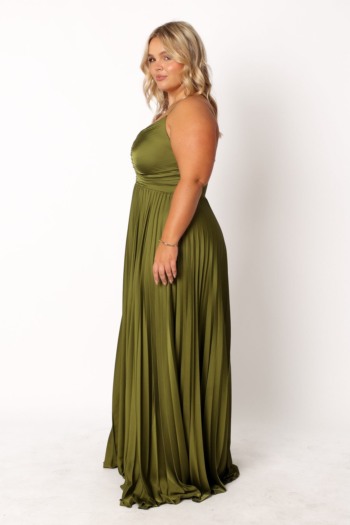 Naira Pleated Maxi Dress in Palm Green – view 8 of 11