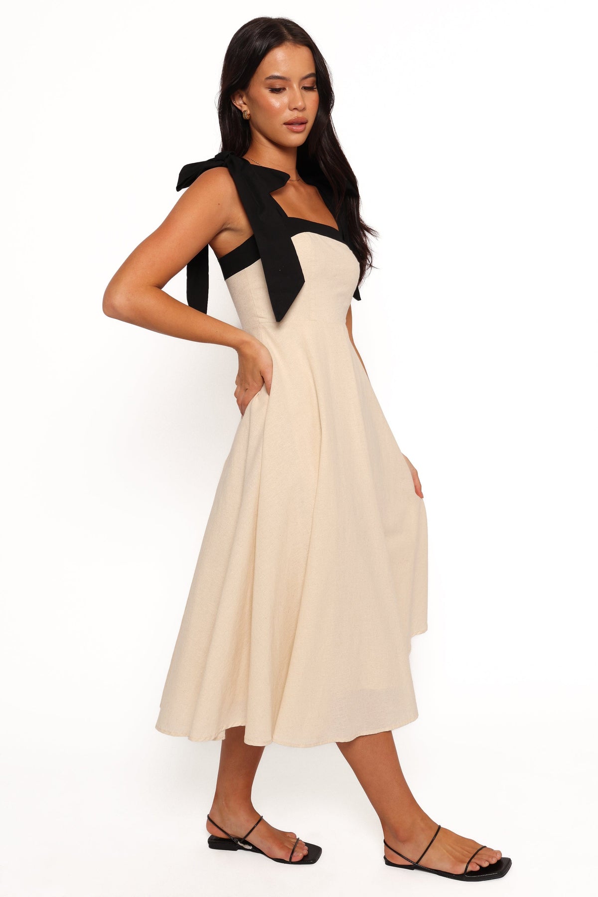 Olinda Midi Dress in Oatmeal Black – view 5 of 8