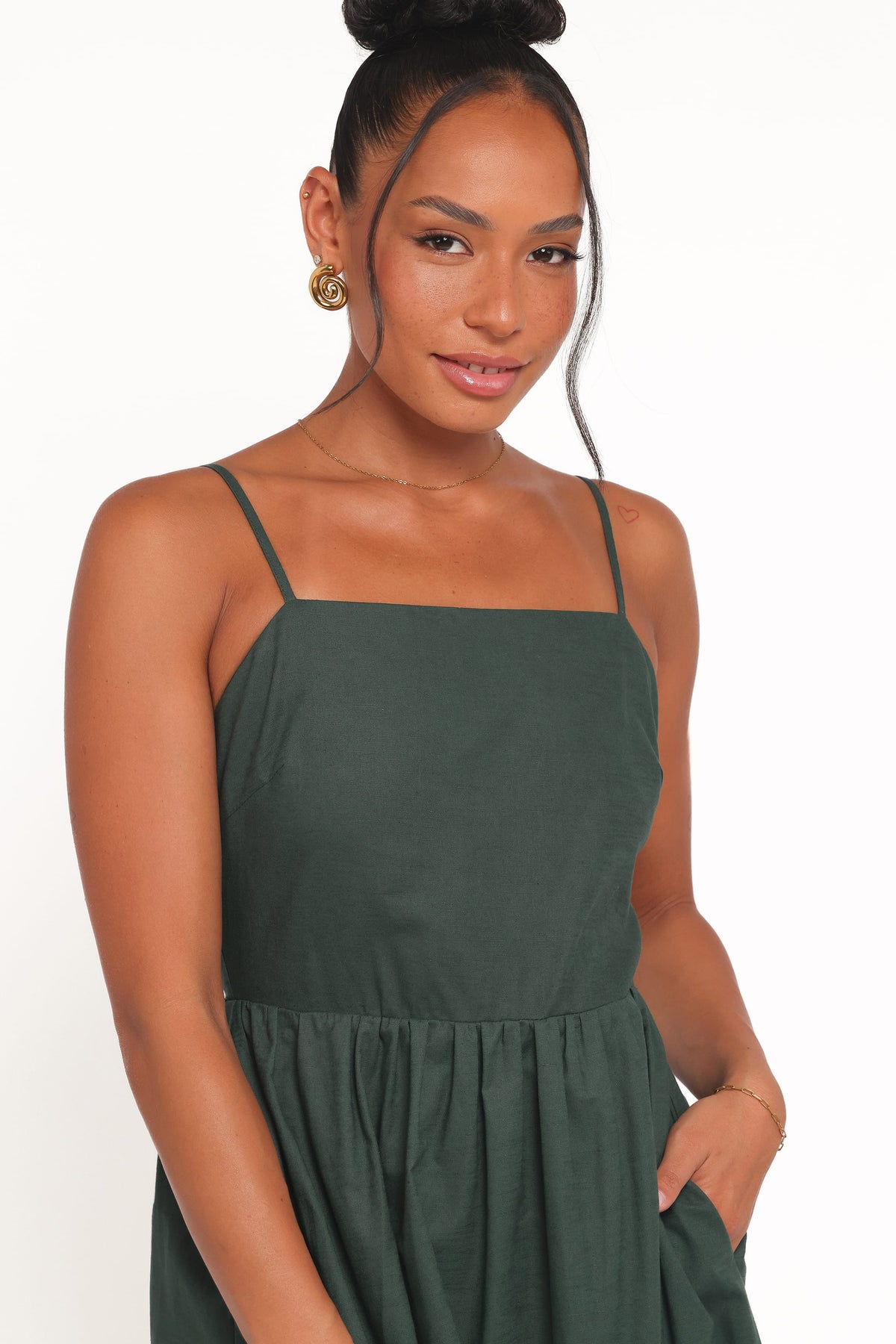 Savannah Maxi Dress in Forest Green – view 4 of 7