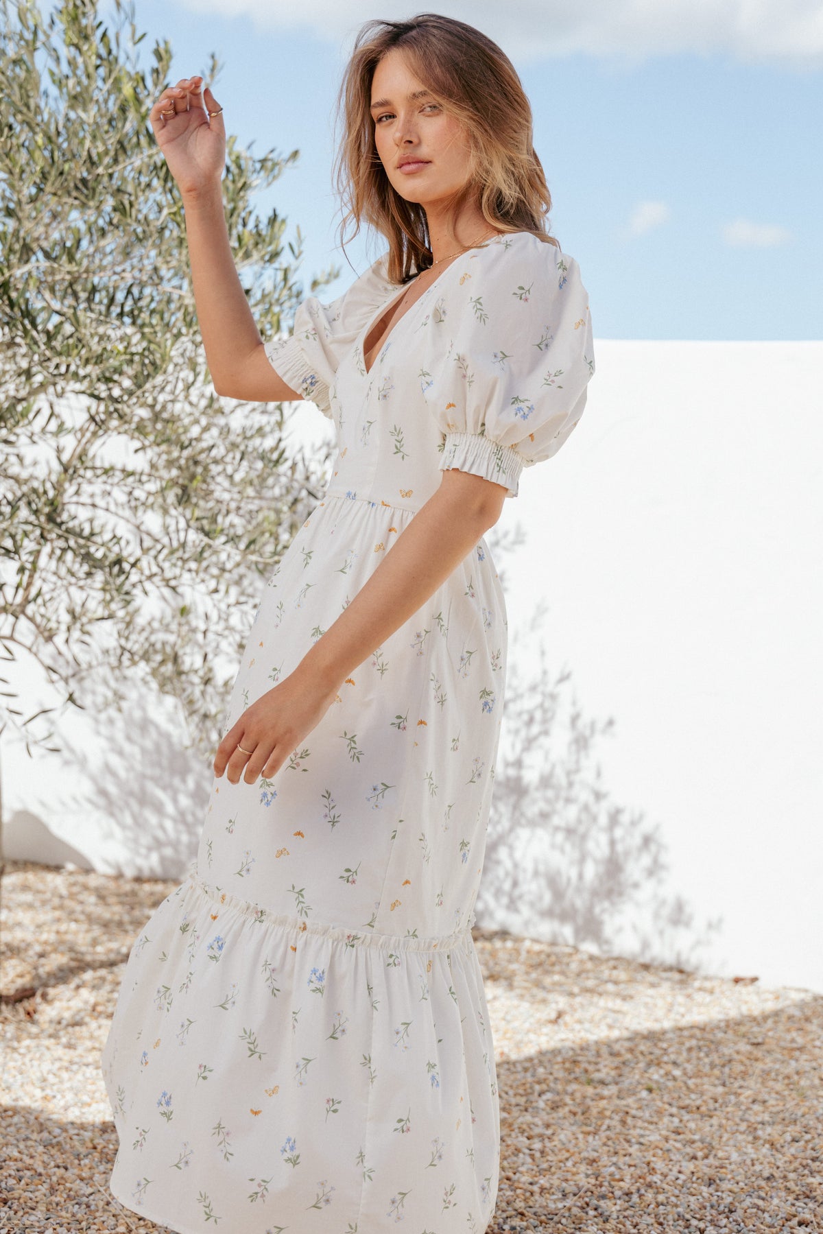 Steele Puff Sleeve Midi Dress in Floral – view 8 of 8