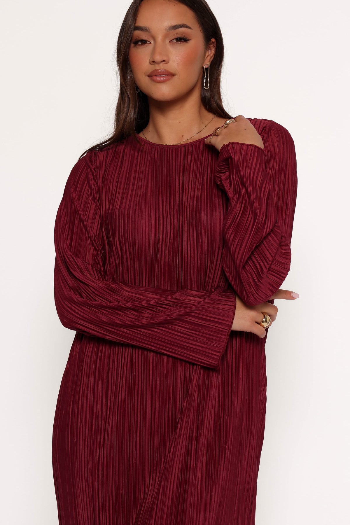 Tannikah Plisse Midi Dress in Ruby Wine – view 7 of 9