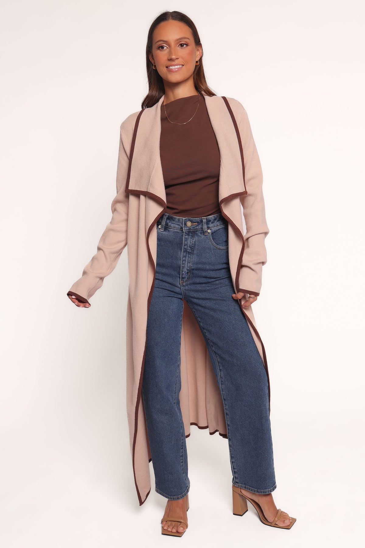 Vallis Contrast Trim Long Cardigan in Beige – view 5 of 7
