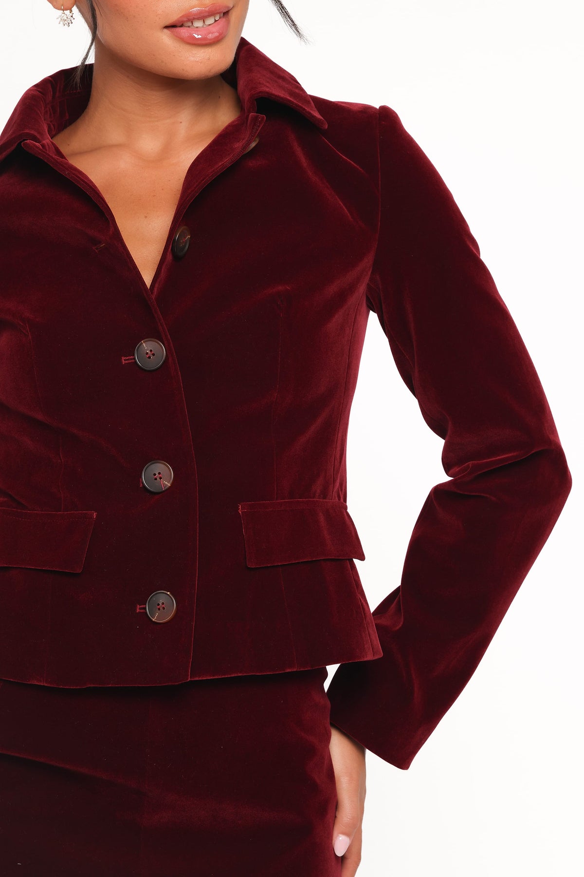 Lainey Velvet Cropped Jacket in Burgundy – view 2 of 6